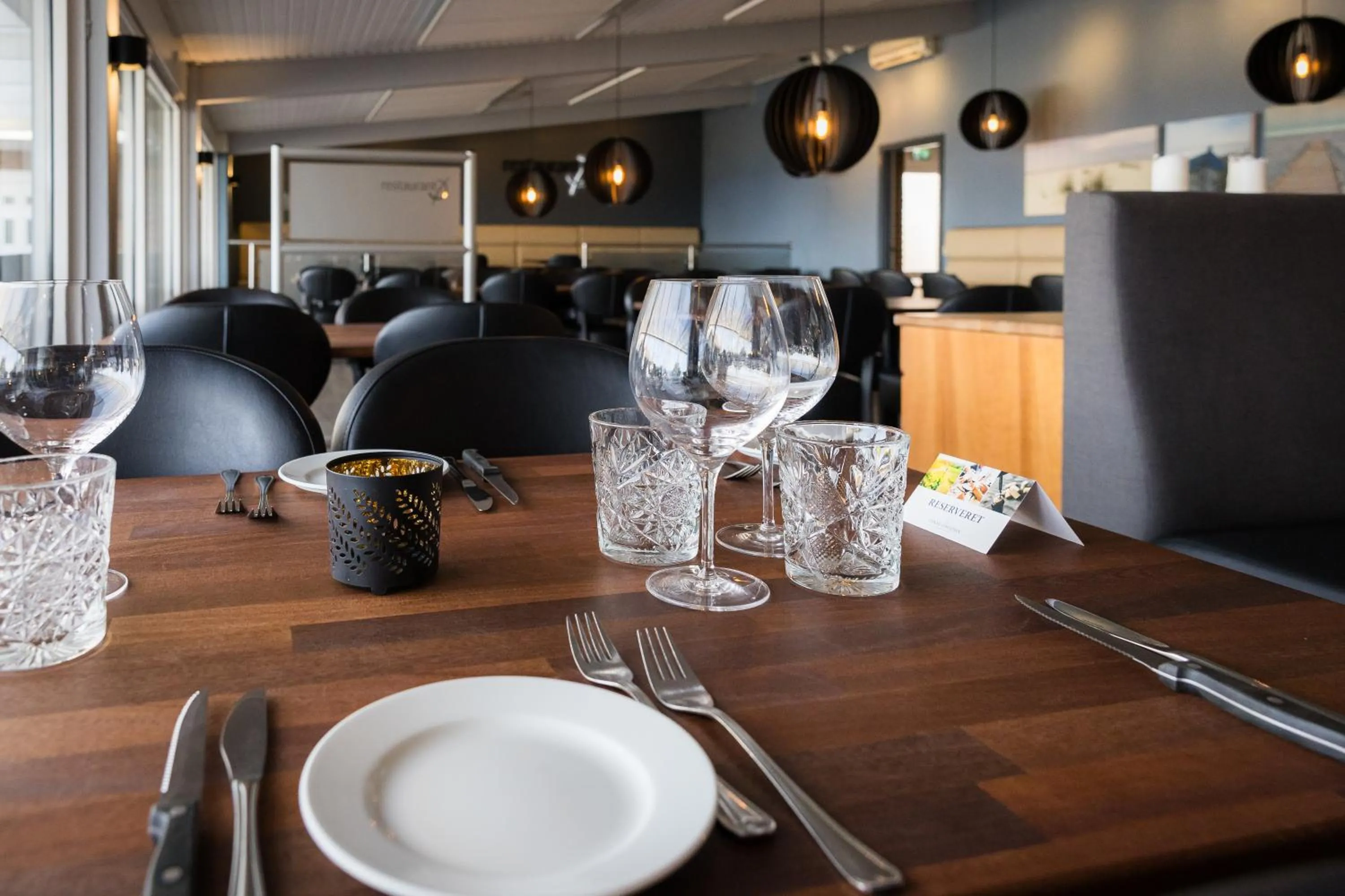 Restaurant/places to eat in Hotel Friheden