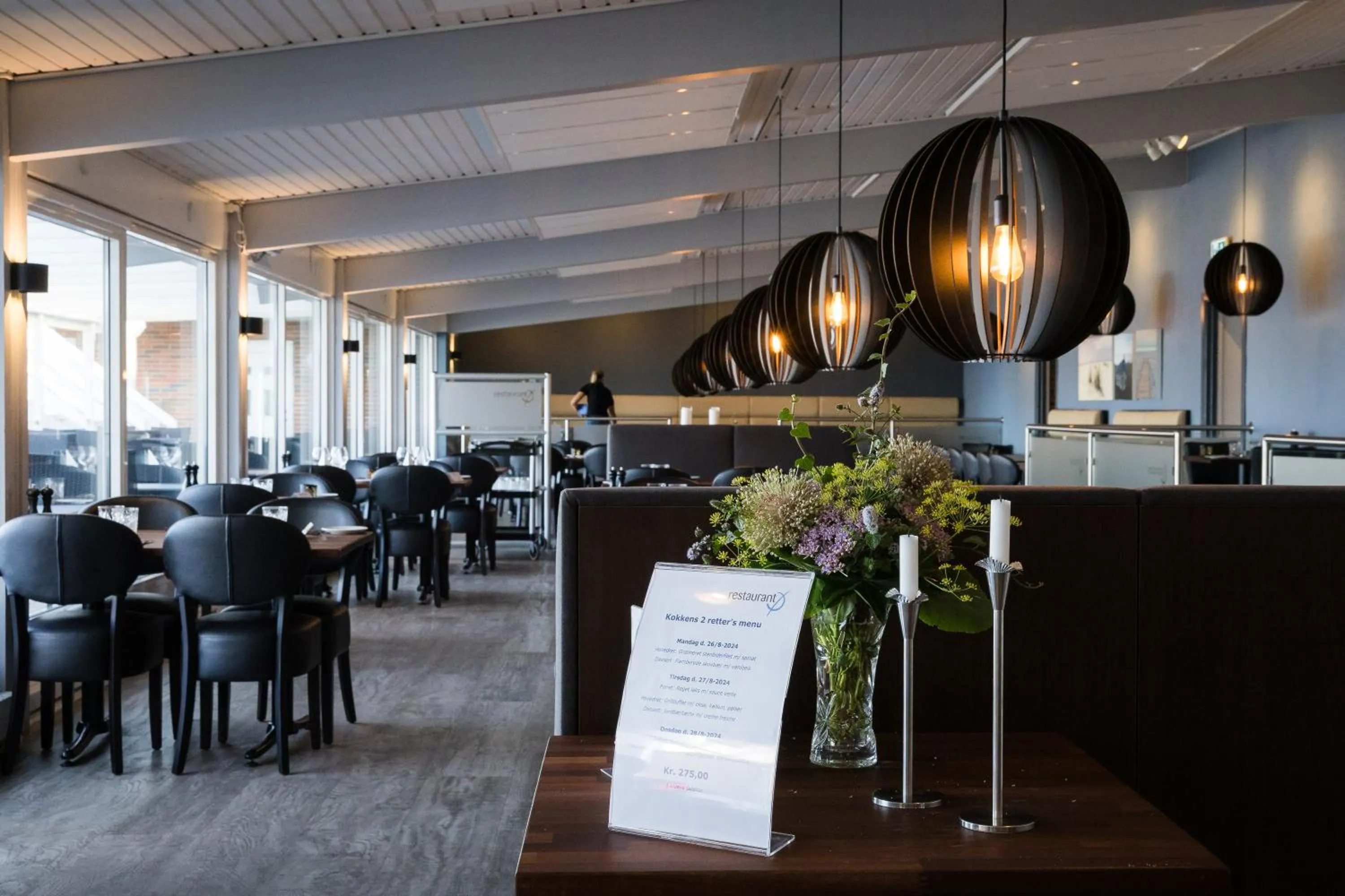 Restaurant/places to eat in Hotel Friheden