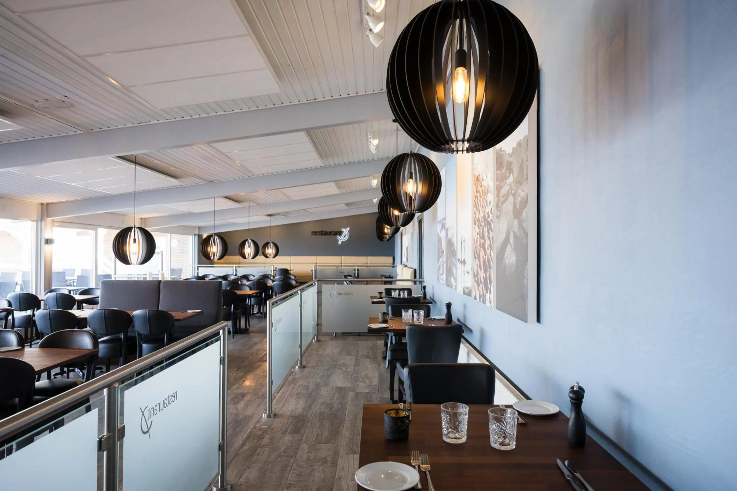 Restaurant/places to eat in Hotel Friheden