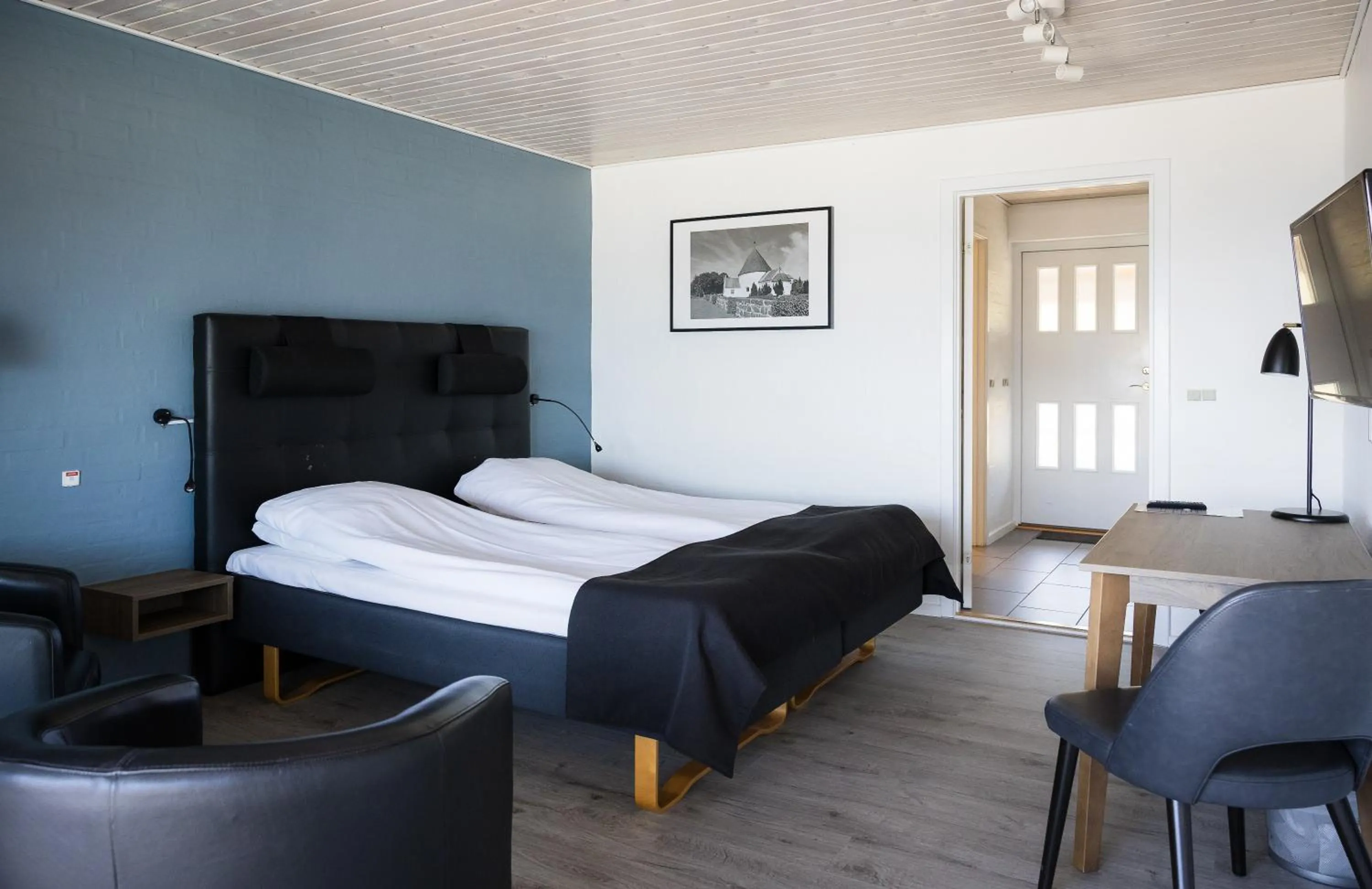 Photo of the whole room, Bed in Hotel Friheden