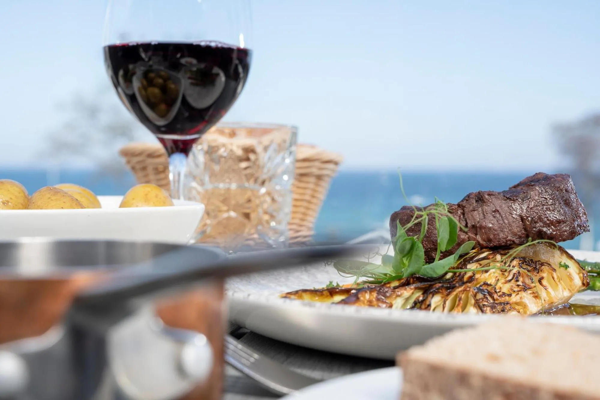 Restaurant/places to eat in Hotel Friheden