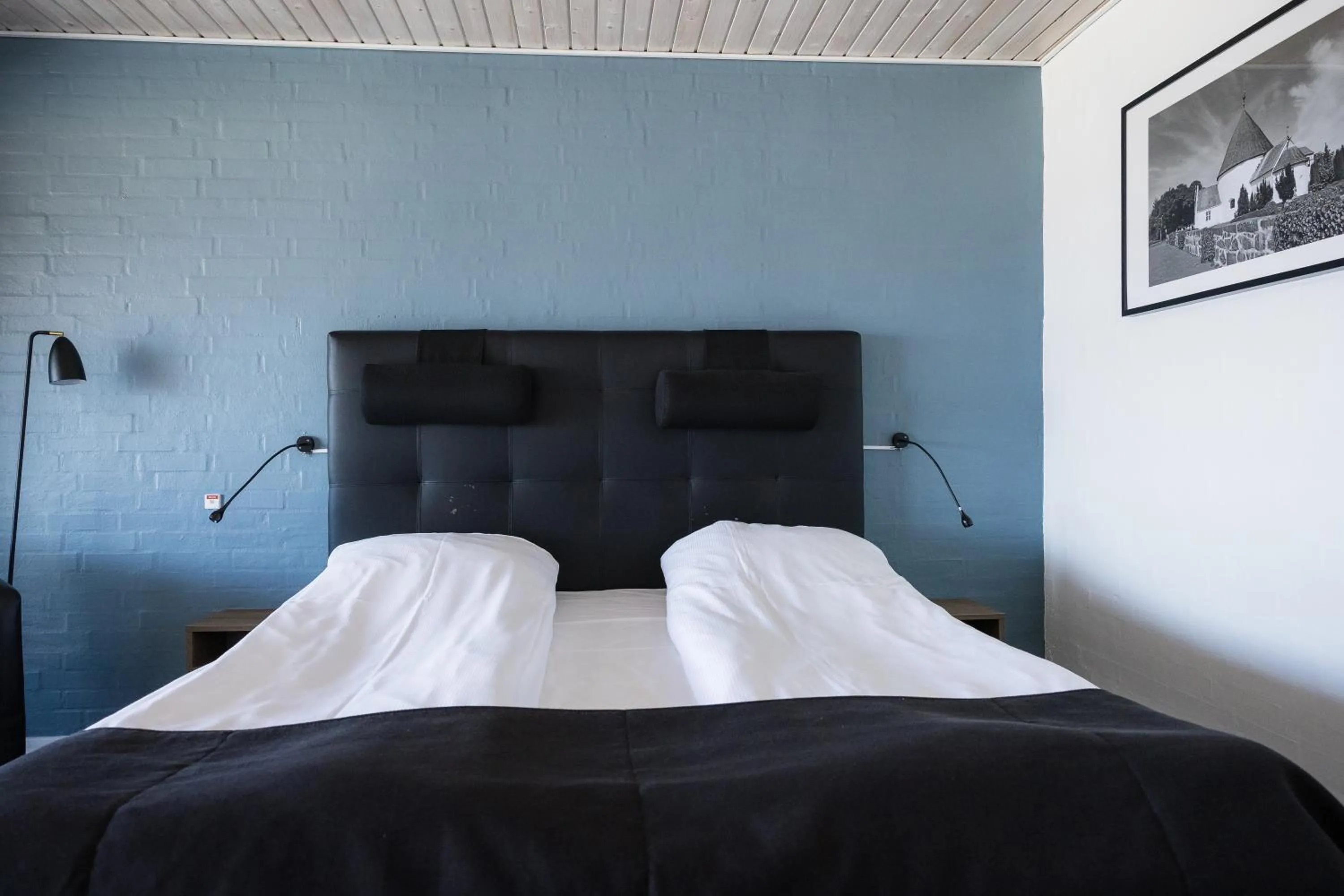 Photo of the whole room, Bed in Hotel Friheden