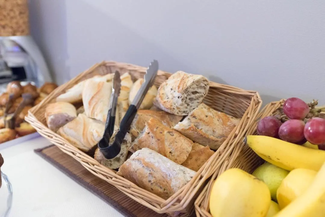 Buffet breakfast in Le Gingko - Hotel du Golf Parc Robert Hersant