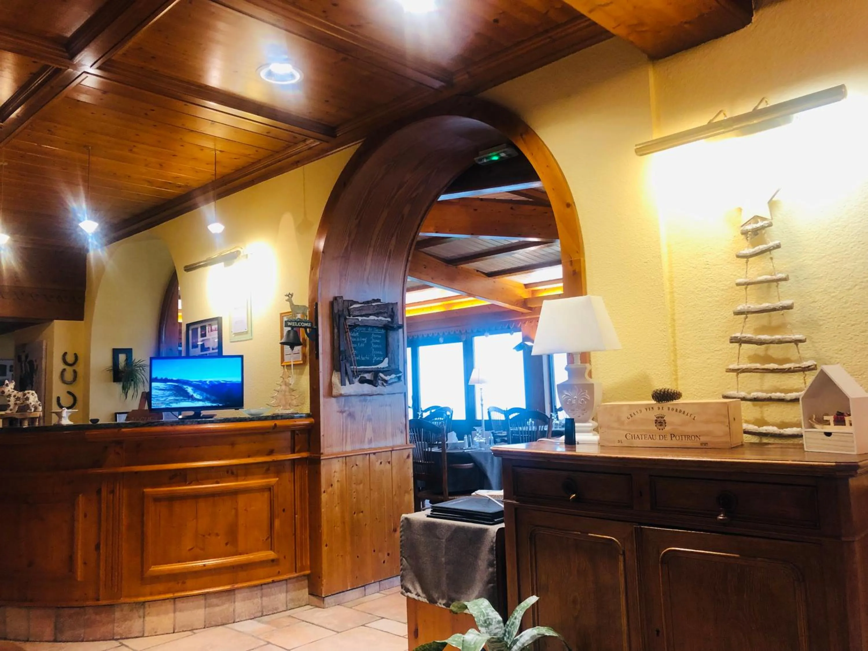 Restaurant/places to eat in Chaume de Balveurche