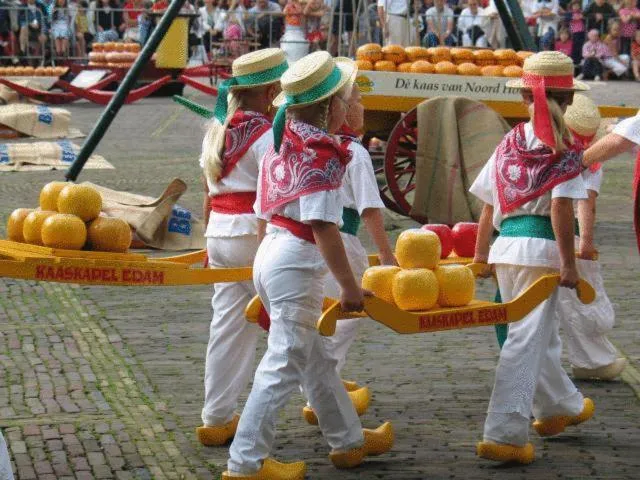 young children in B&B-Edam