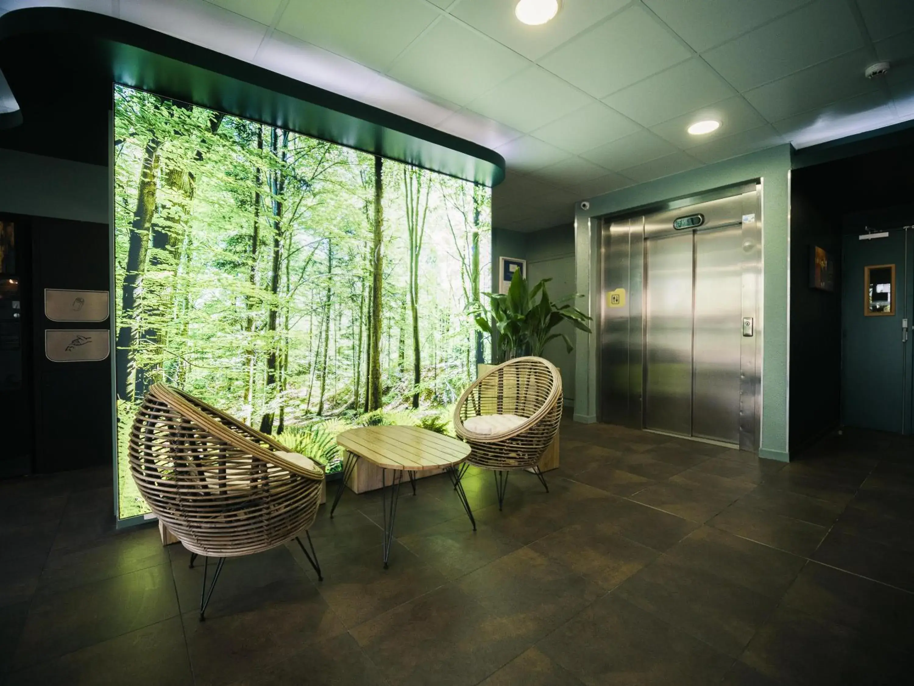 Lobby or reception in ibis budget Bordeaux Aéroport Lobby or reception in ibis budget Bordeaux Aéroport