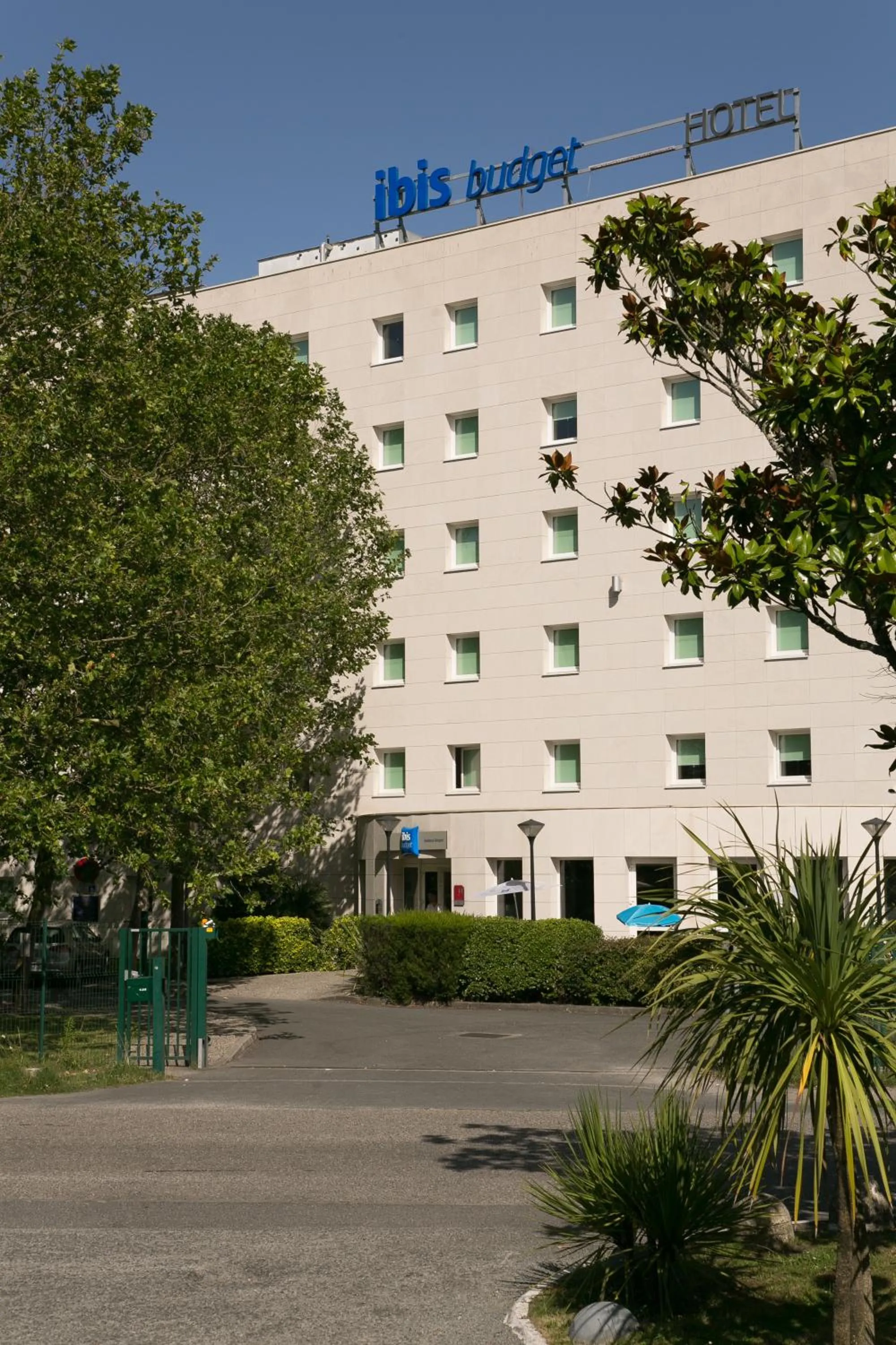 Property building in ibis budget Bordeaux Aéroport