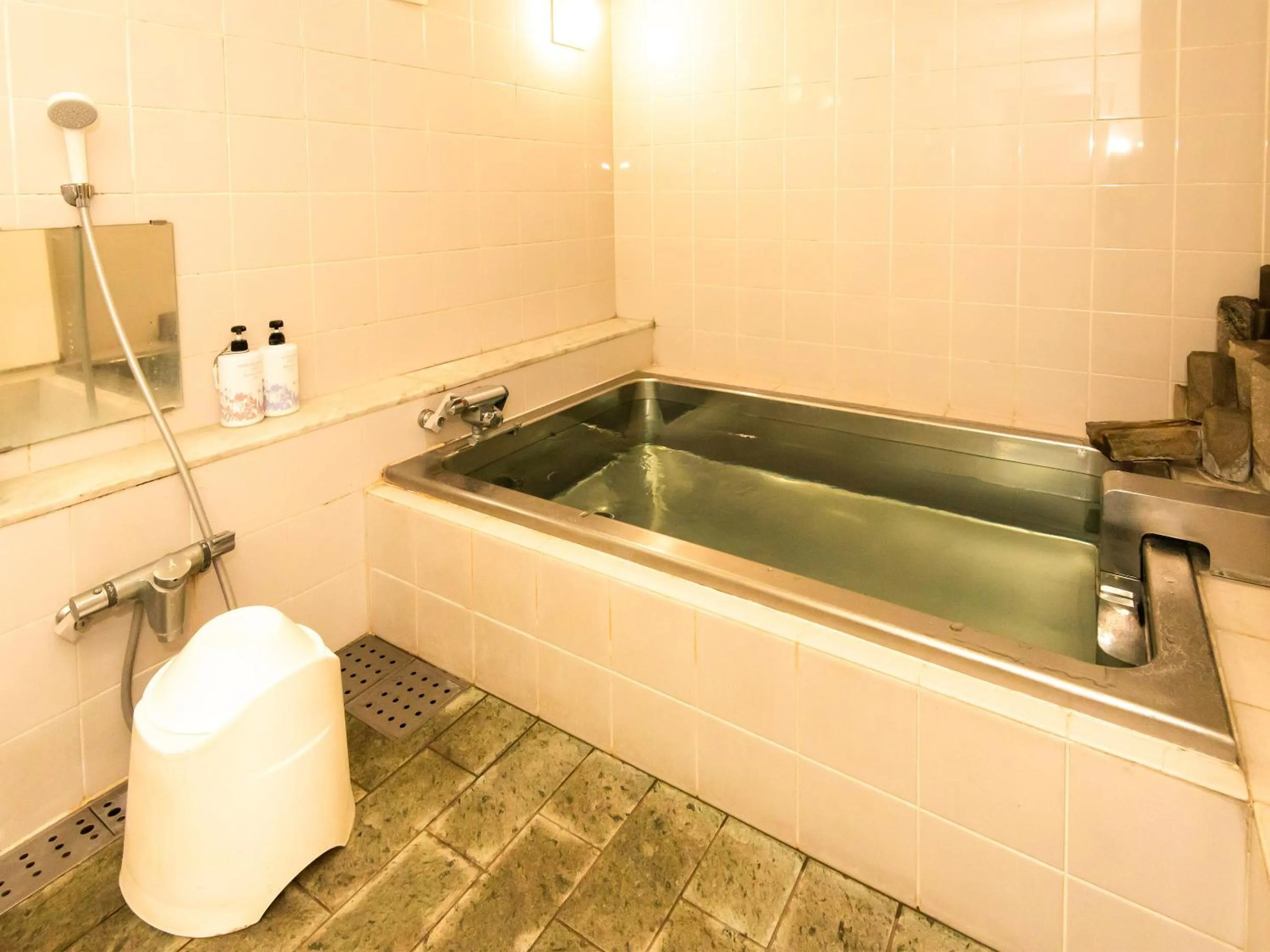 Bathroom in Sakura Ryokan Asakusa Iriya