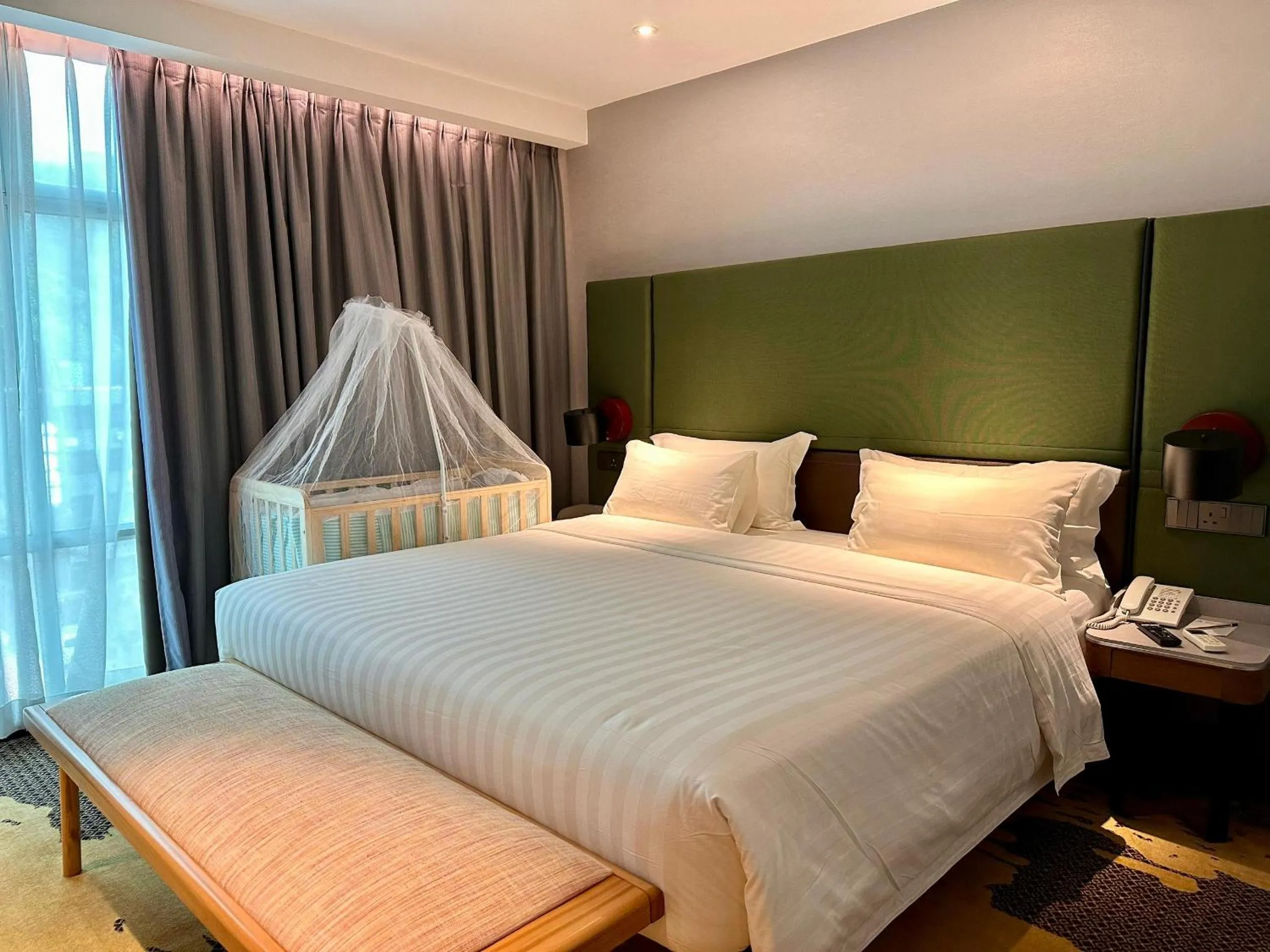 Bed in King Park Hotel Kota Kinabalu