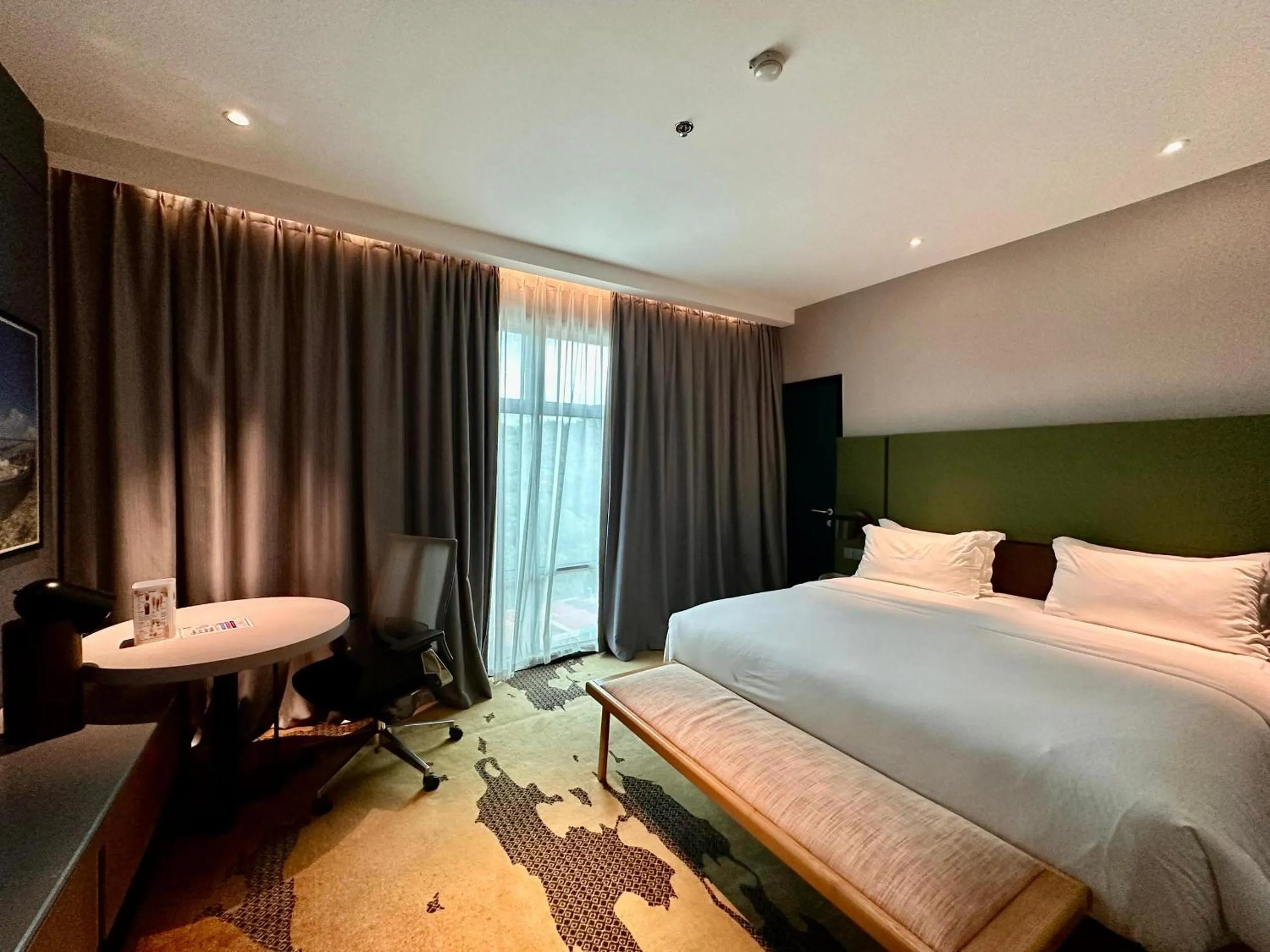 Bed in King Park Hotel Kota Kinabalu