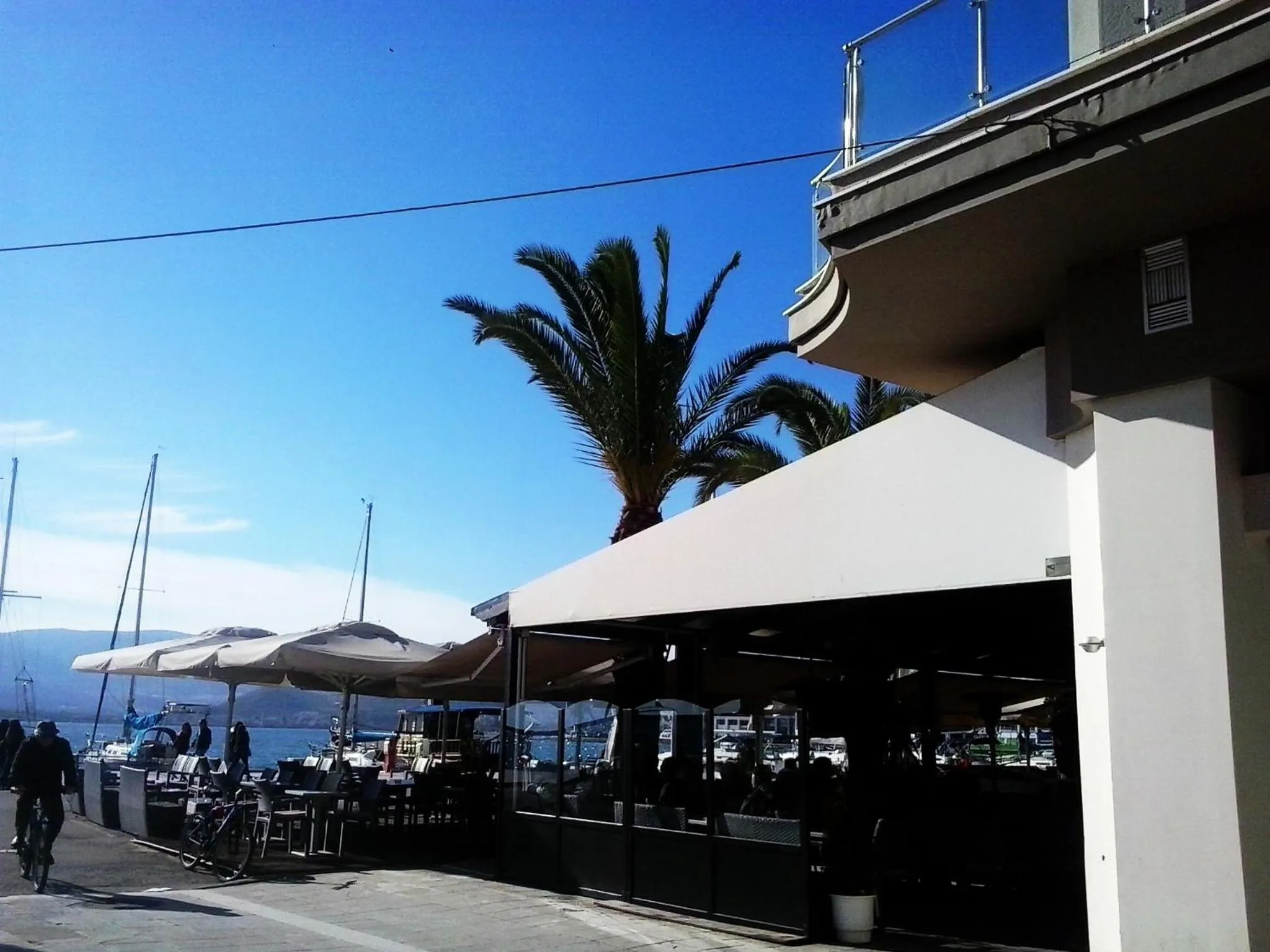 Restaurant/places to eat in Hotel Kipseli