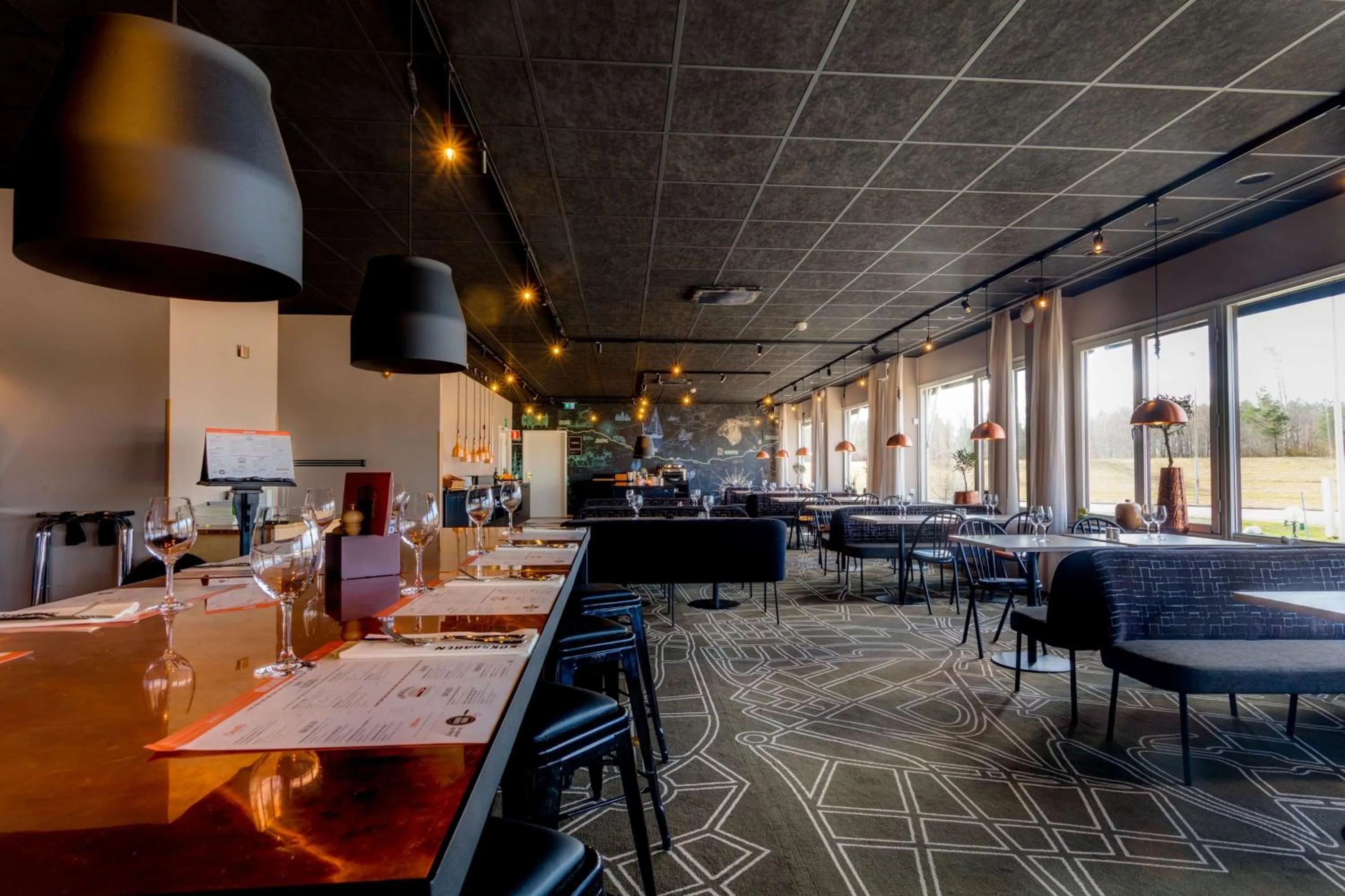 Restaurant/places to eat in Scandic Linköping Väst