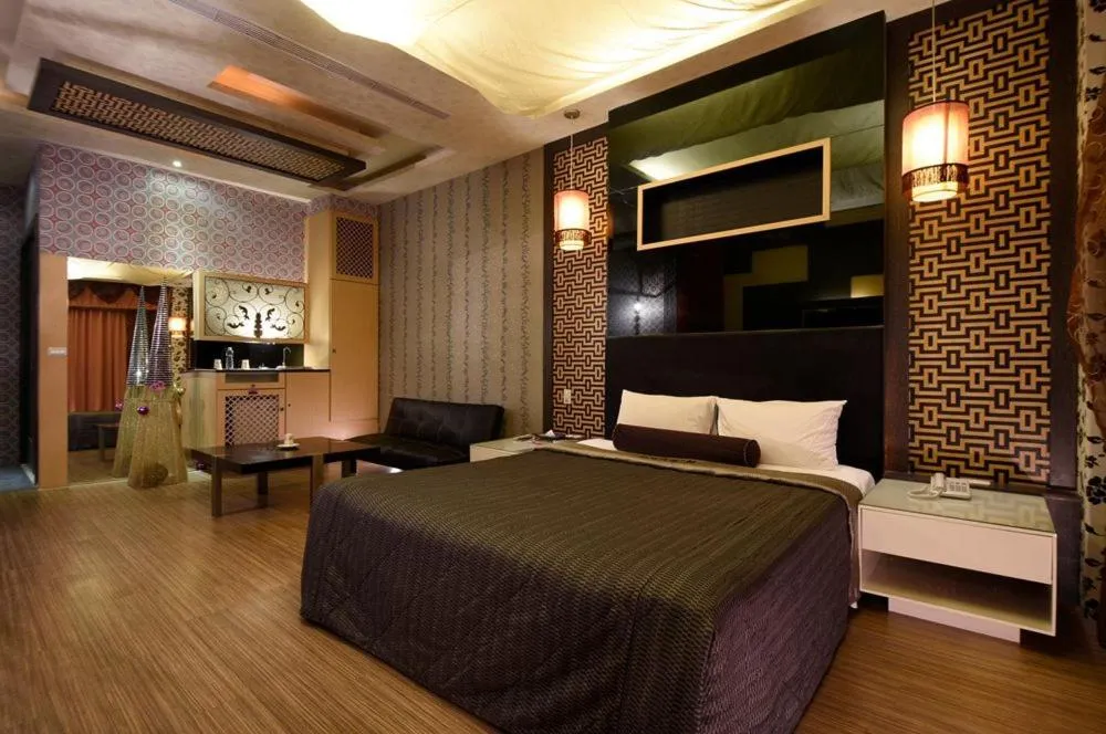 Photo of the whole room, Bed in Sun Garden Motel