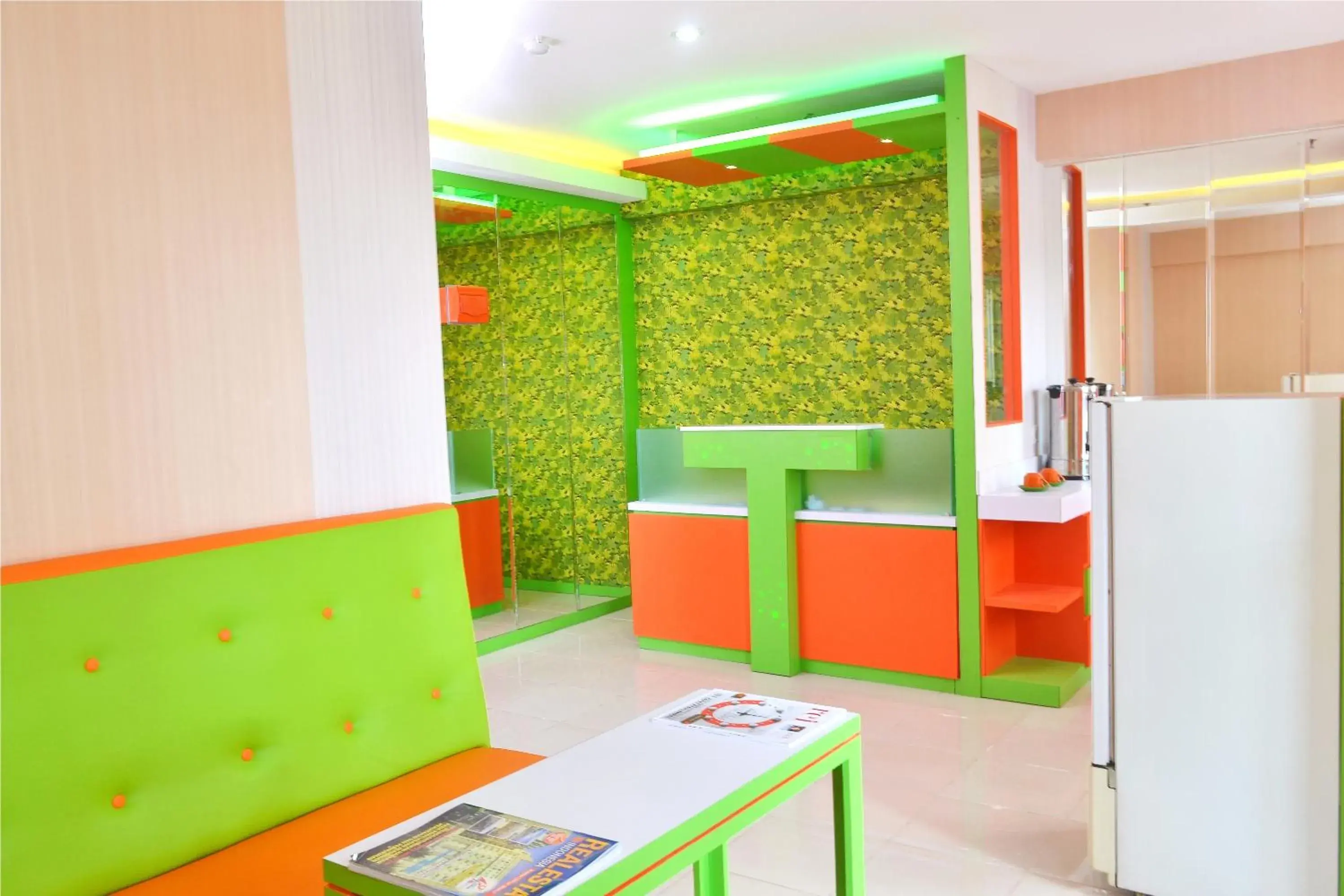 Property building in Titanium Express HomTel Property building in Titanium Express HomTel