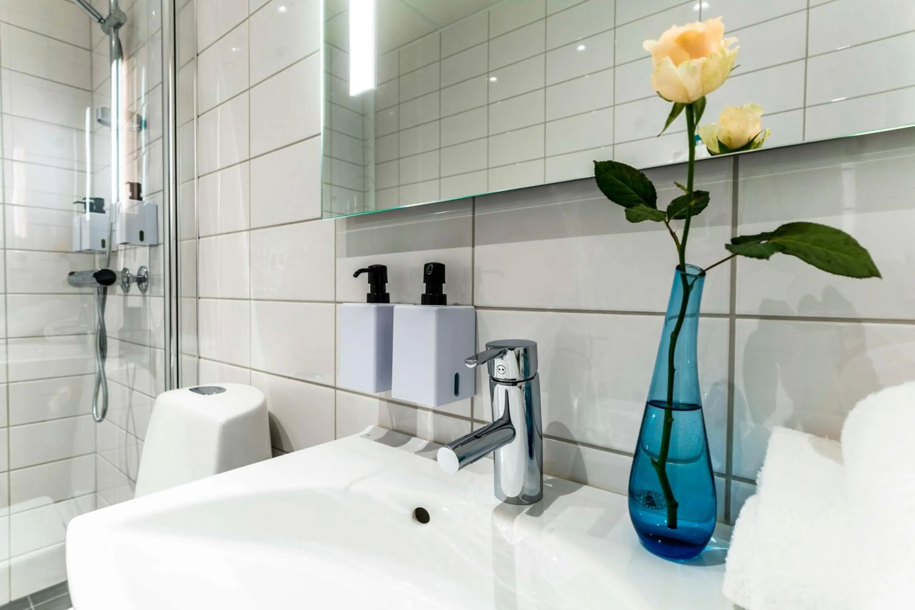 Bathroom in Scandic Frimurarehotellet