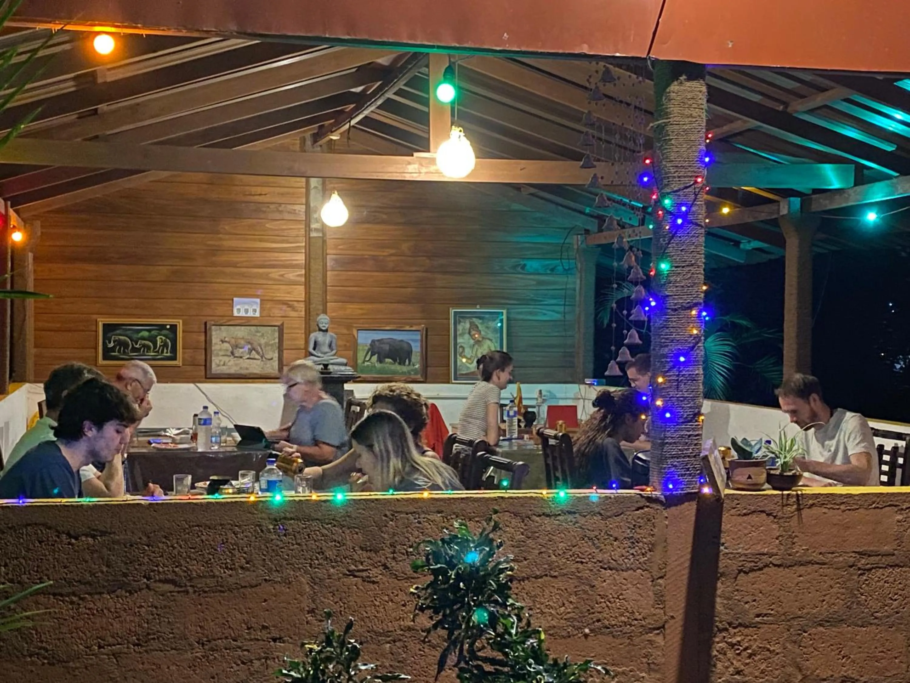 Restaurant/places to eat in Sigiriya Ranasinghe Nature Villa & Cabana