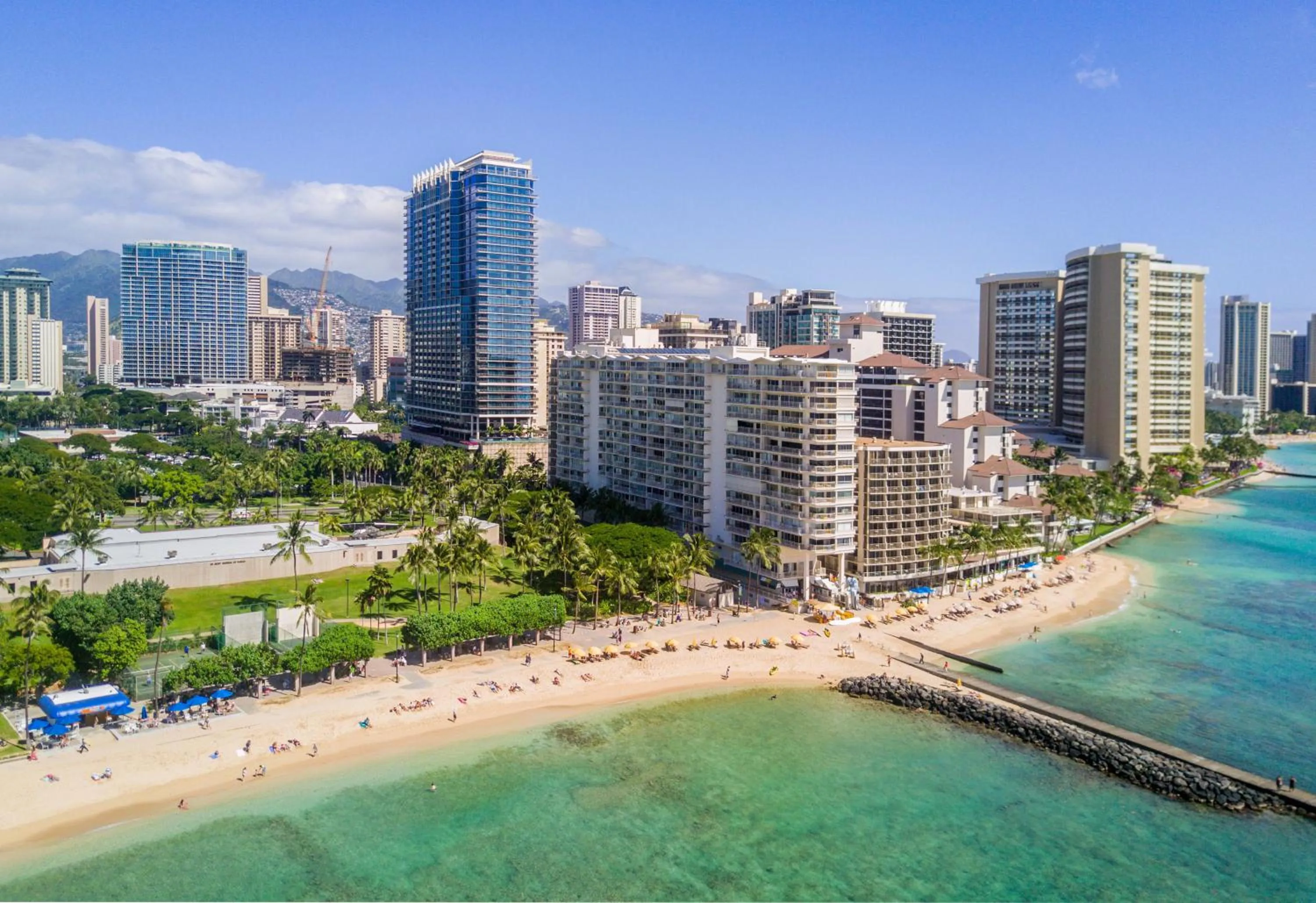 Waikiki Shore 305 (beachfront/balcony)