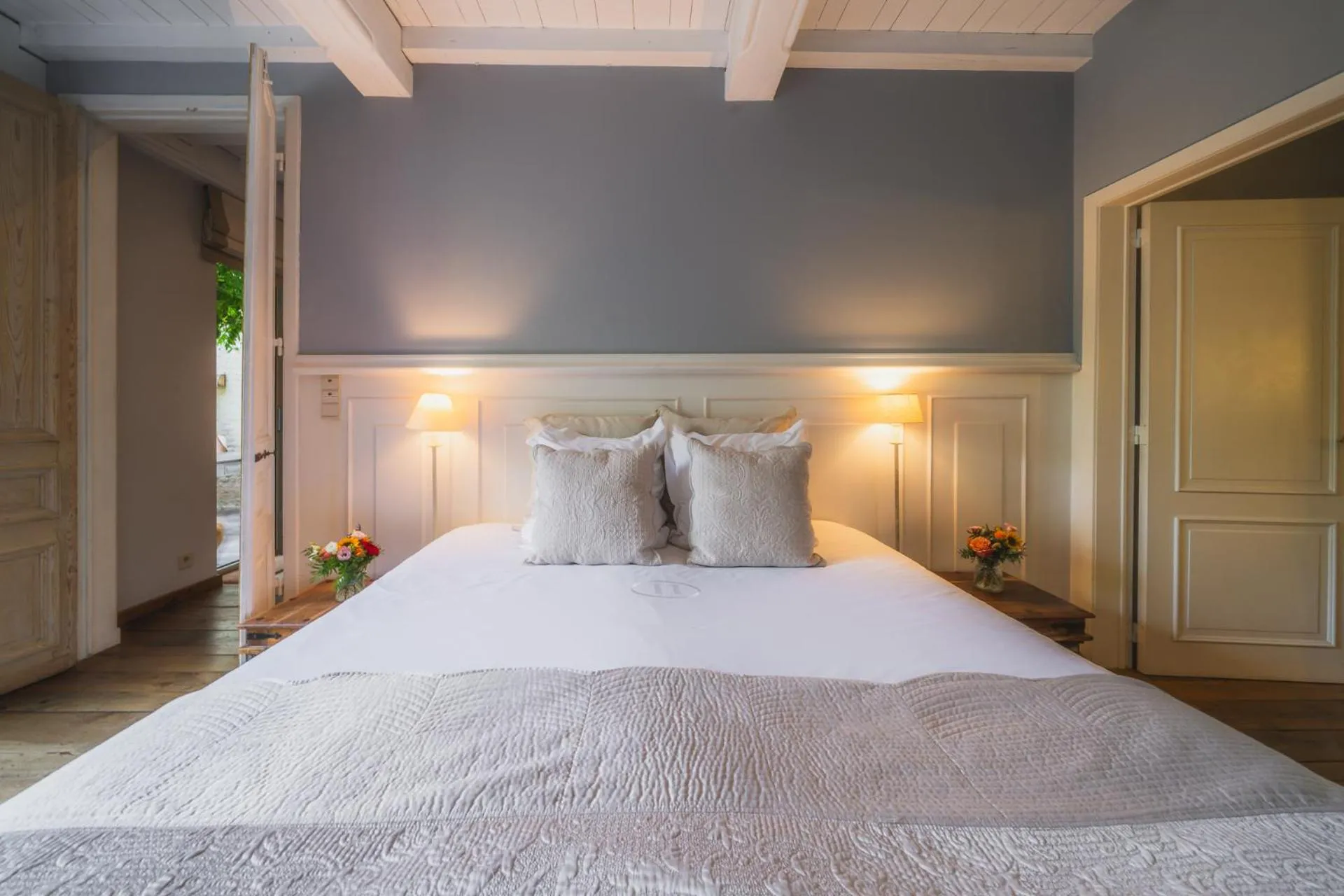 Bed in B&B Number 11 Exclusive Guesthouse