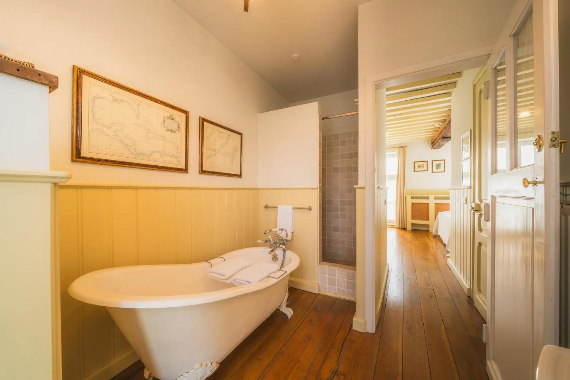 Toilet in B&B Number 11 Exclusive Guesthouse