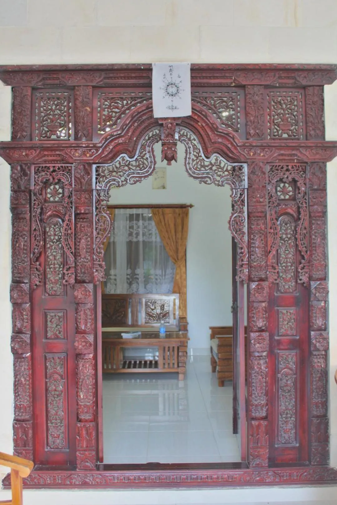 Seating area in Nyuh Kadah Guest House