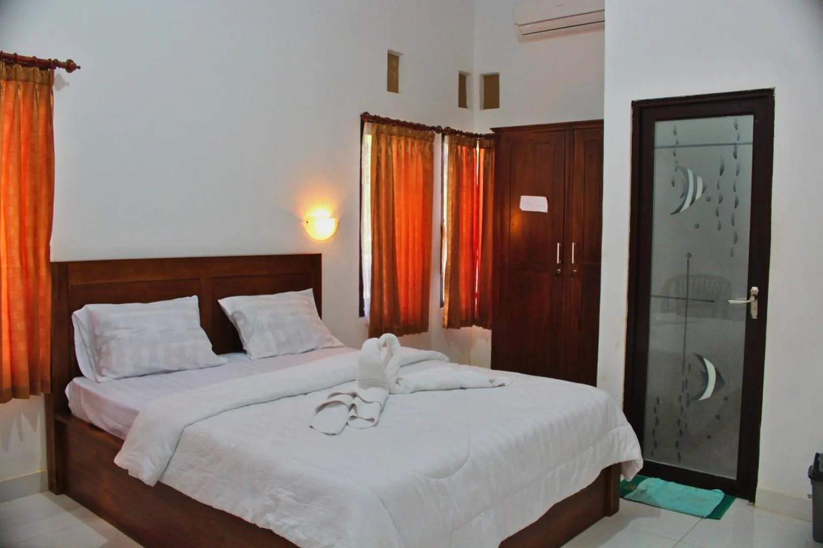 Photo of the whole room, Bed in Nyuh Kadah Guest House