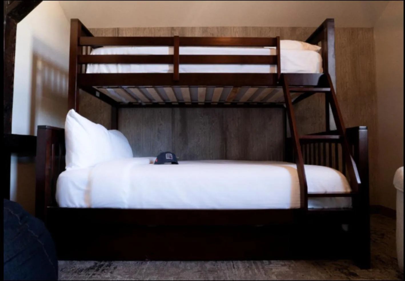 bunk bed, Bed in The Railroad Inn