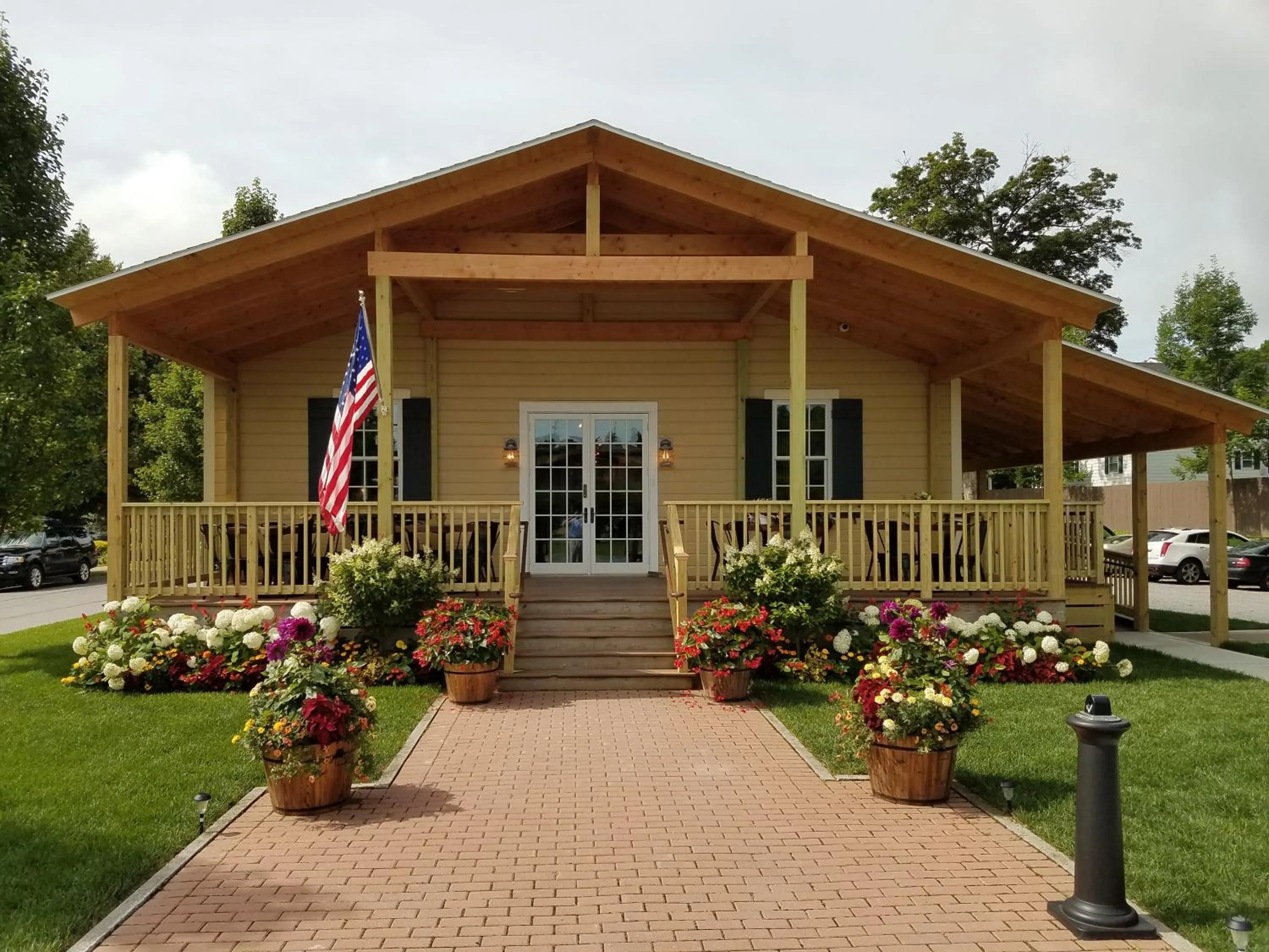 Facade/entrance in The Railroad Inn