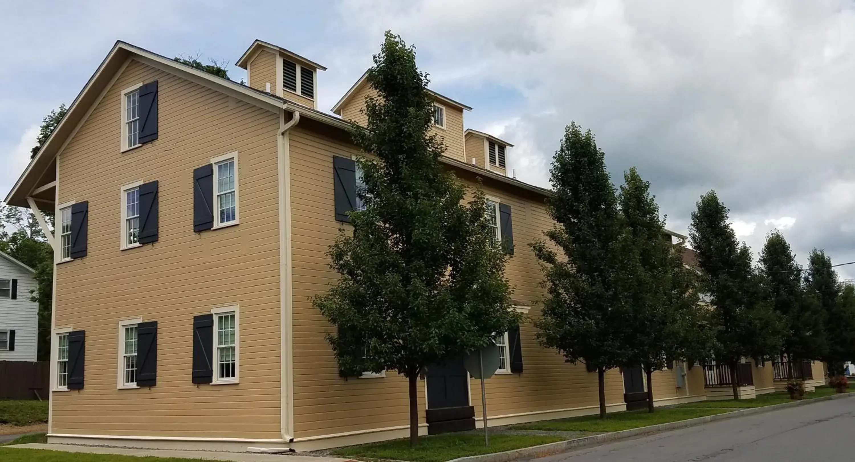 Bird's eye view in The Railroad Inn Bird's eye view in The Railroad Inn