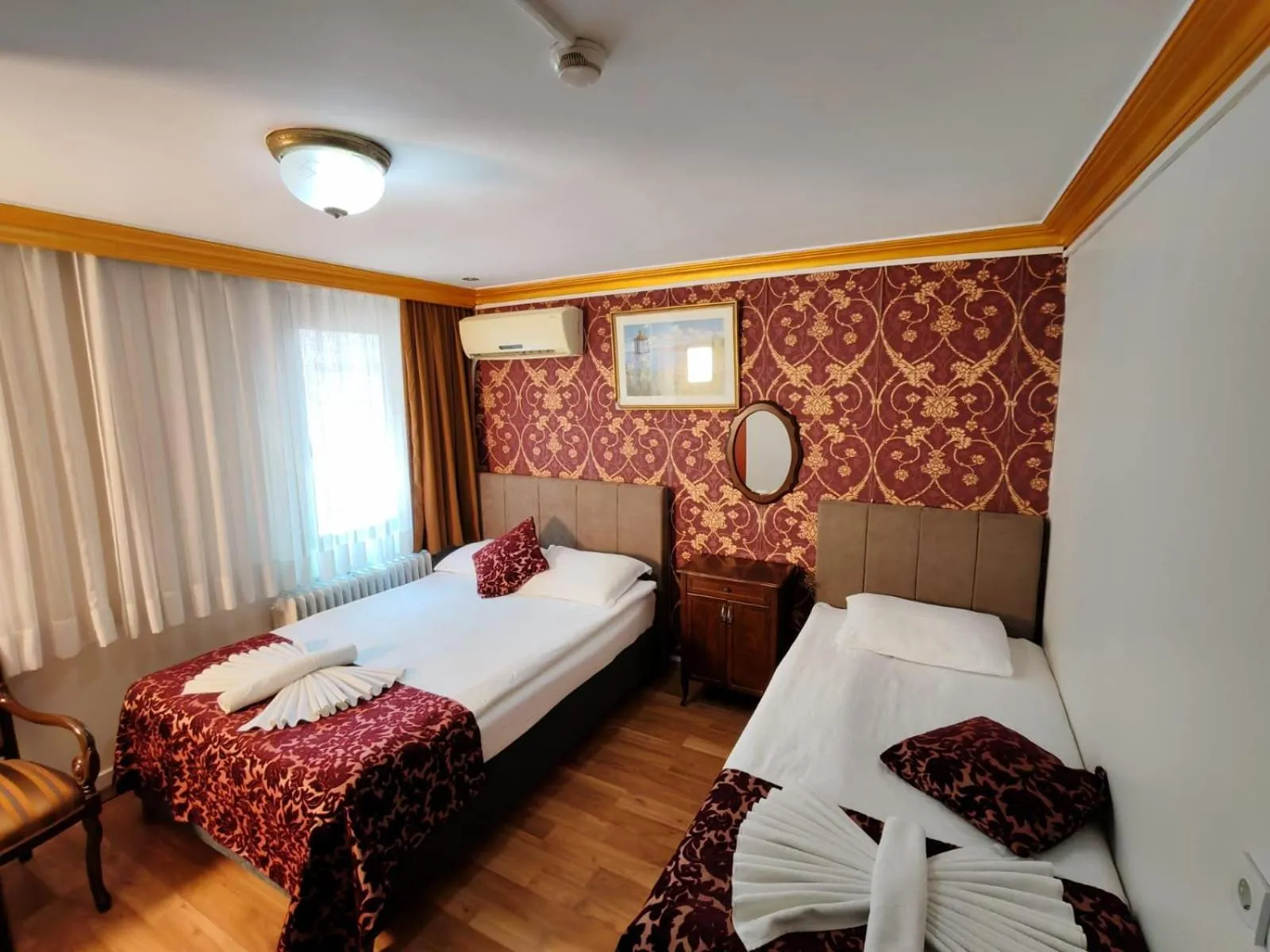 TV and multimedia, Bed in Sirkeci Emek Hotel