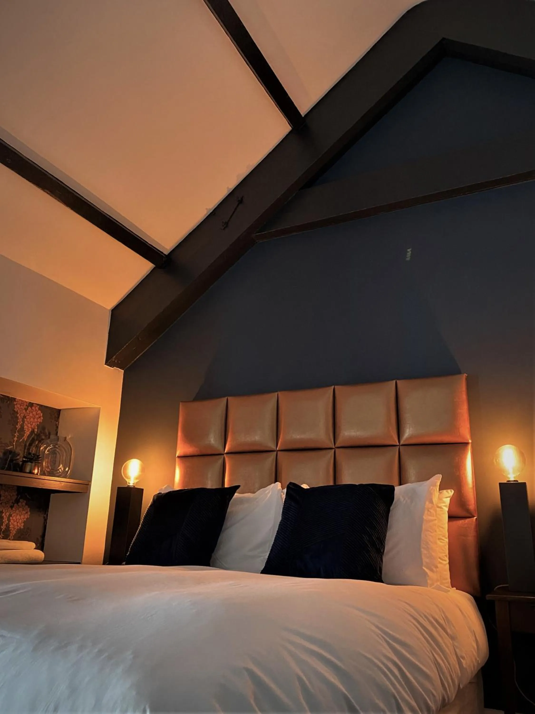 Bedroom, Bed in The Cawdor