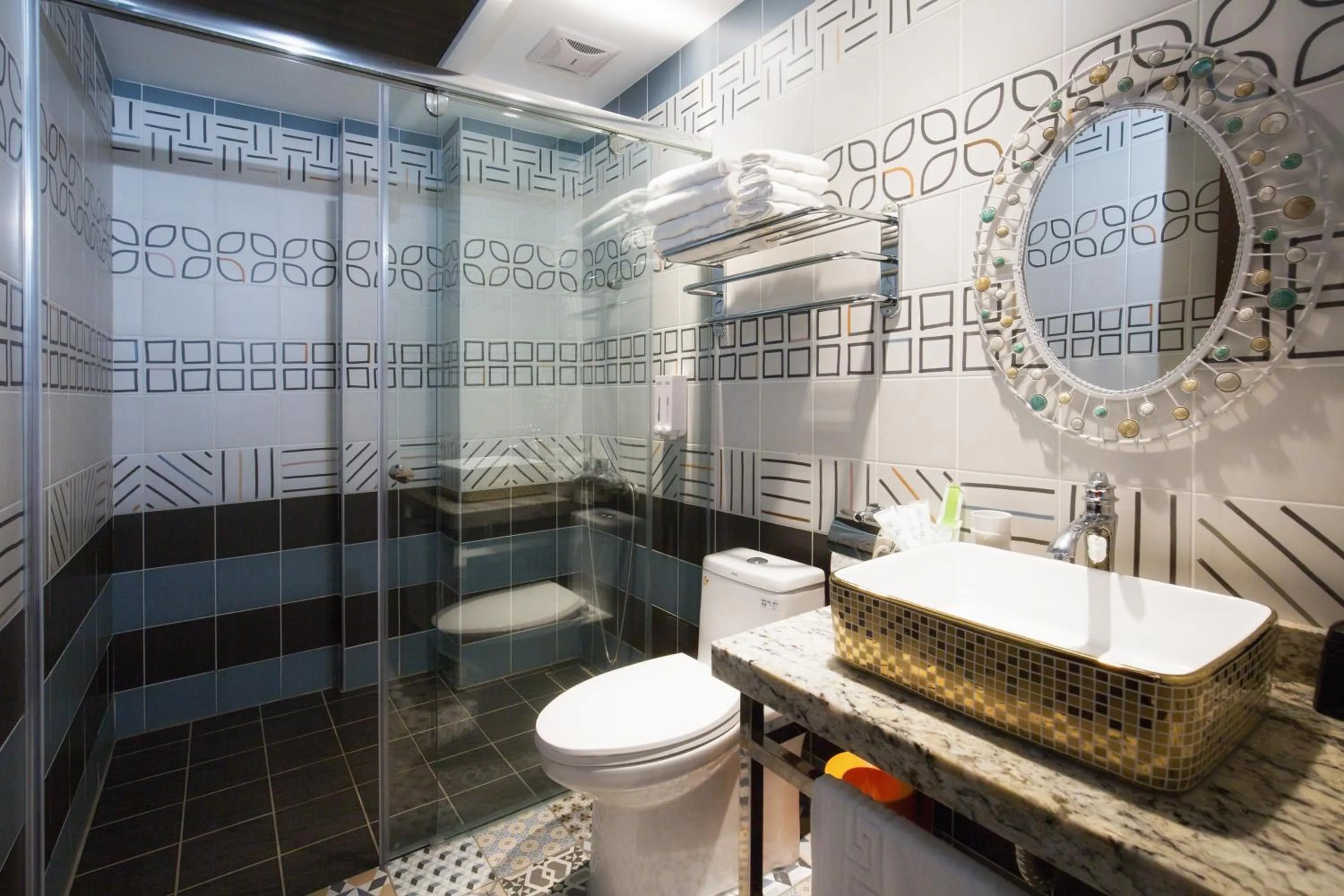 Bathroom in J.T.World