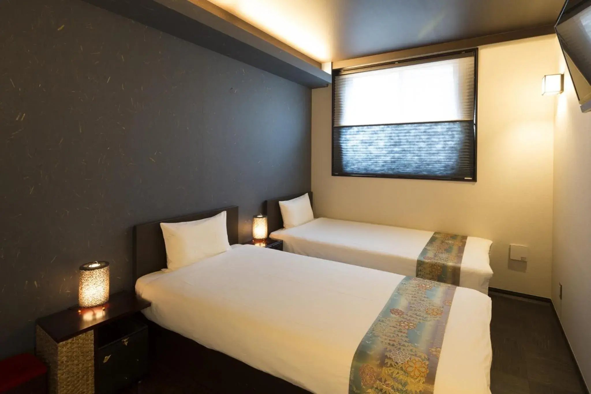 Photo of the whole room, Bed in Guest House Wagokoro Photo of the whole room, Bed in Guest House Wagokoro