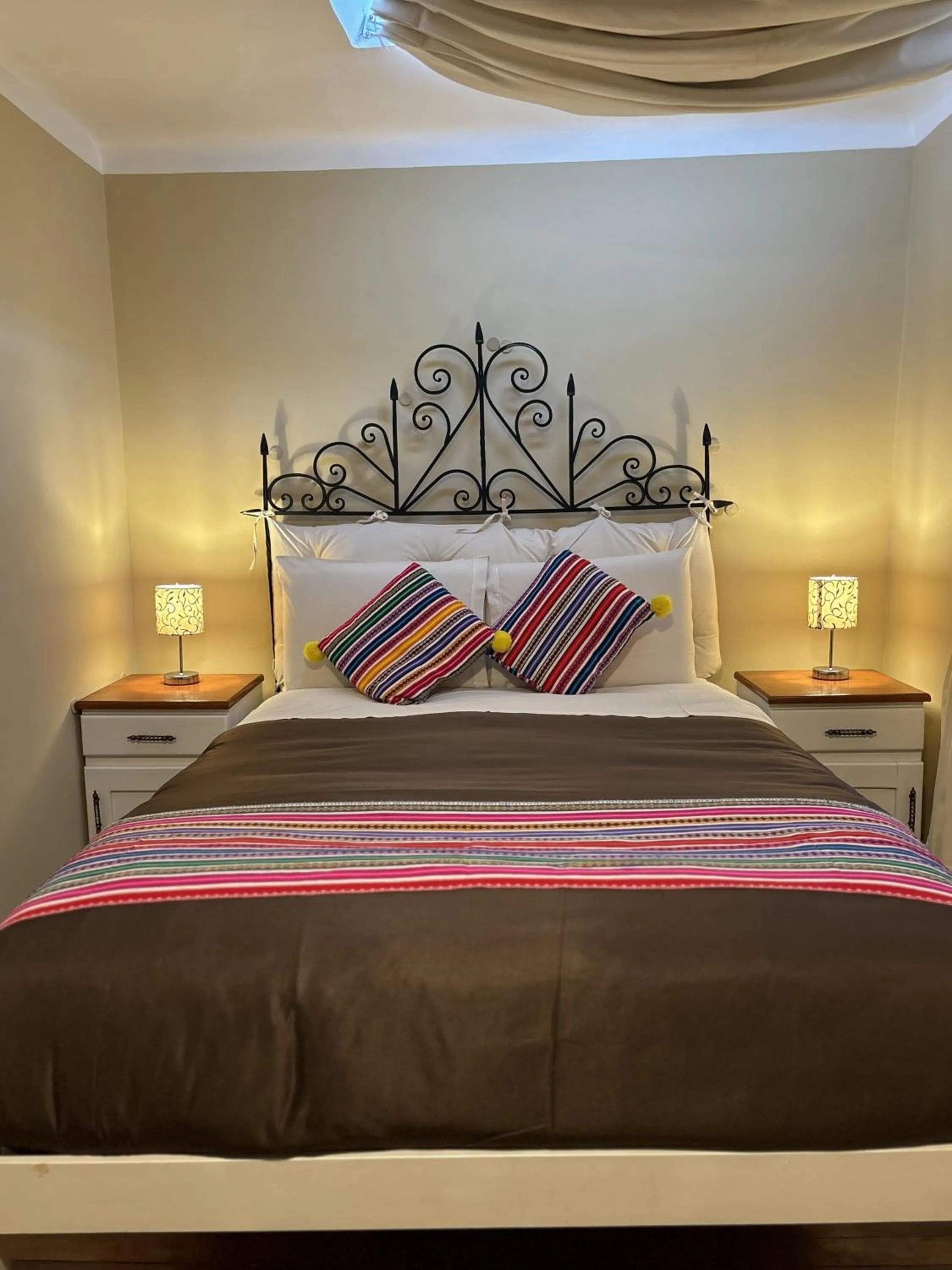 Photo of the whole room, Bed in Casa Saphi