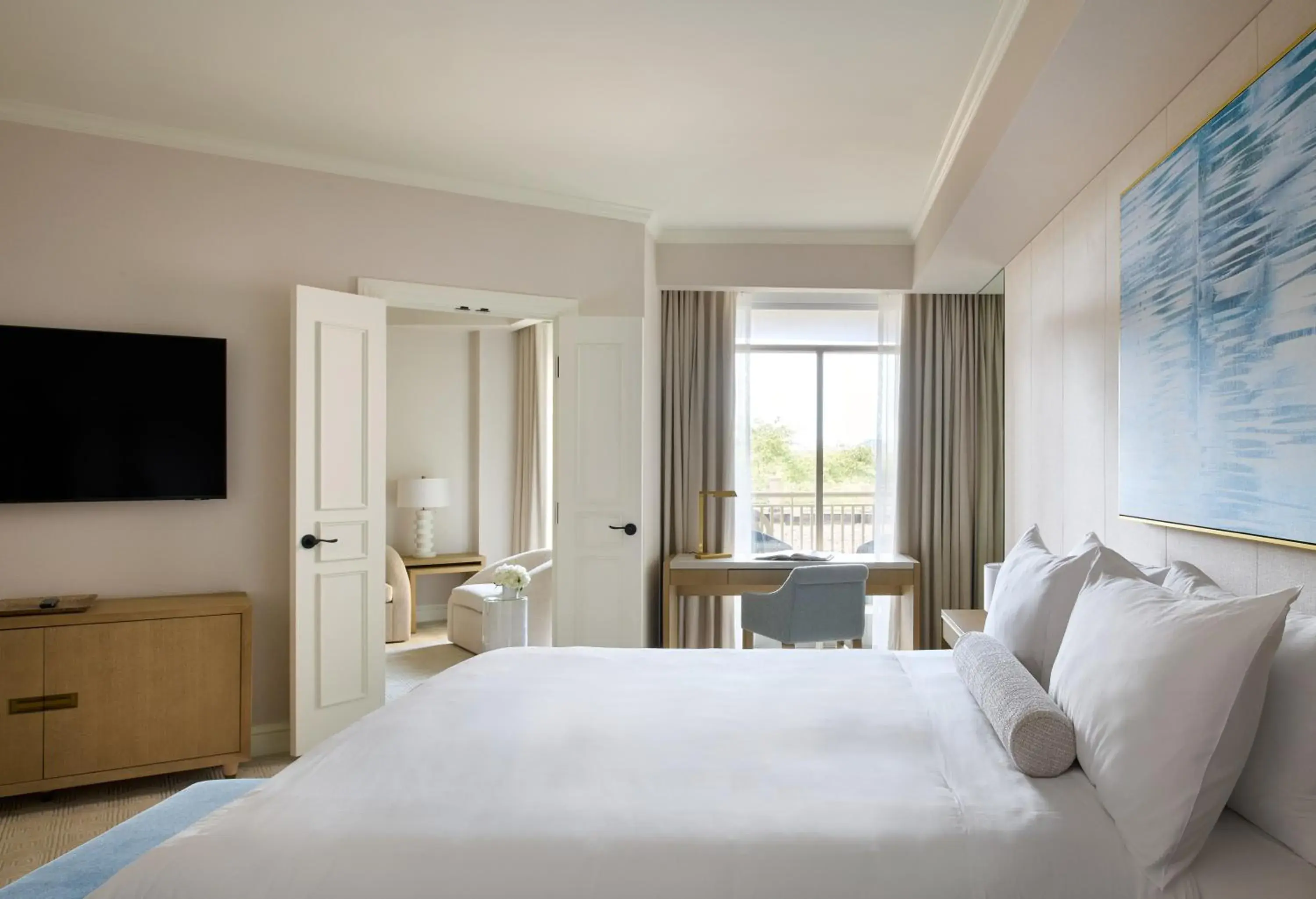 Deluxe Balcony One Bedroom Suite in Salamander Washington DC Deluxe Balcony One Bedroom Suite in Salamander Washington DC