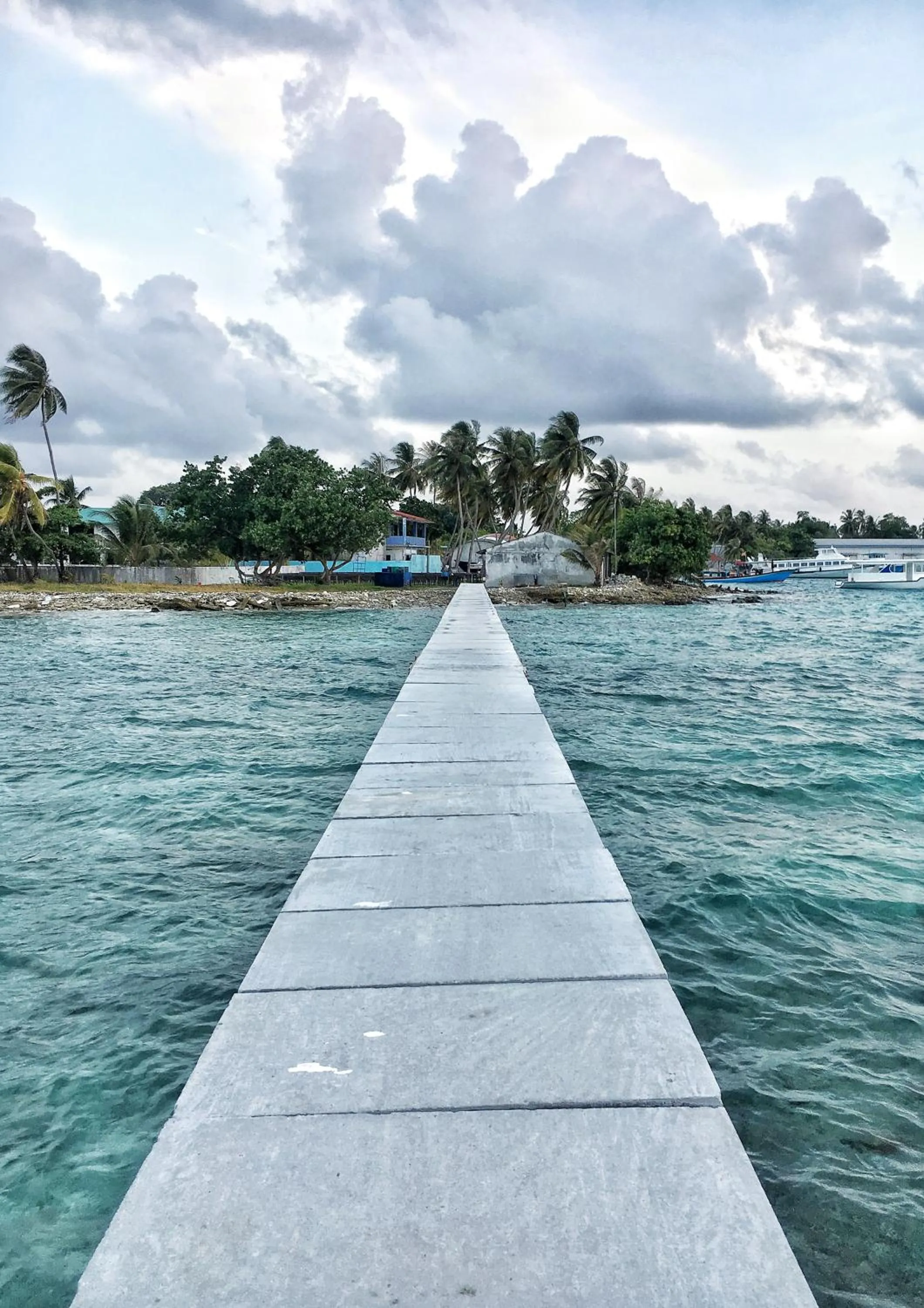 Off site in Midsummer Thulusdhoo