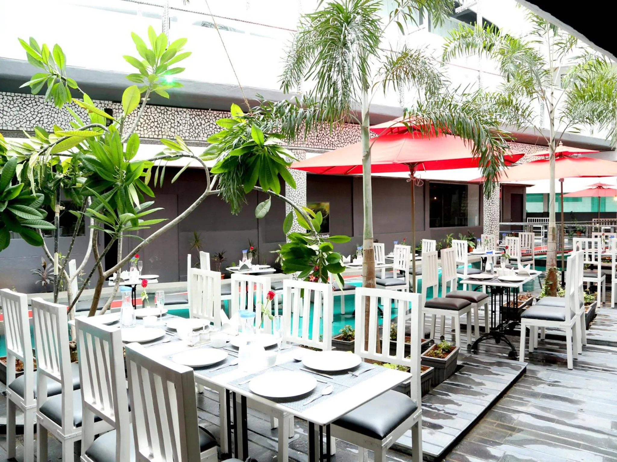 Restaurant/places to eat in Days Inn & Suites by Wyndham Bengaluru Whitefield