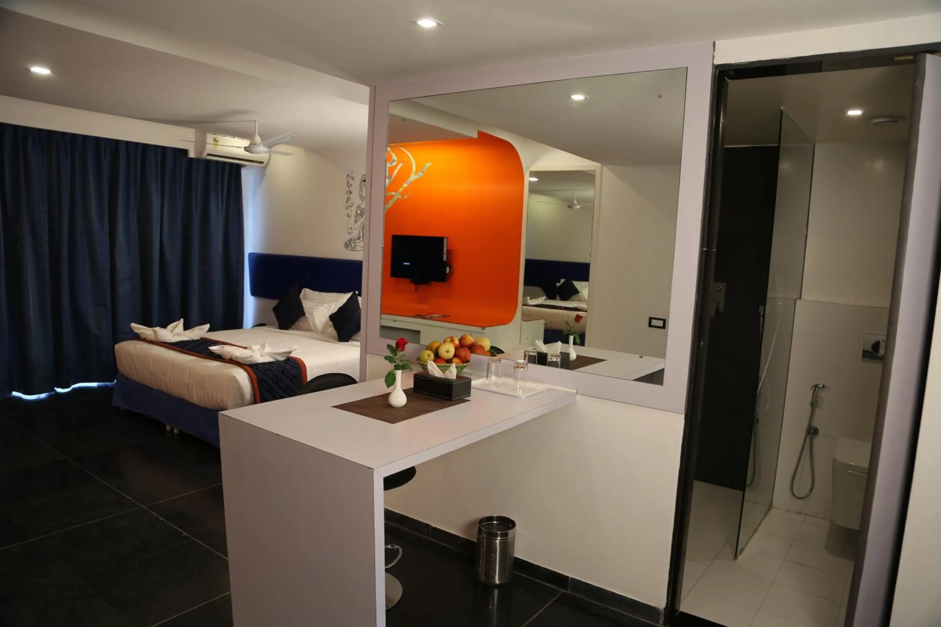 Photo of the whole room, Bed in Days Inn & Suites by Wyndham Bengaluru Whitefield