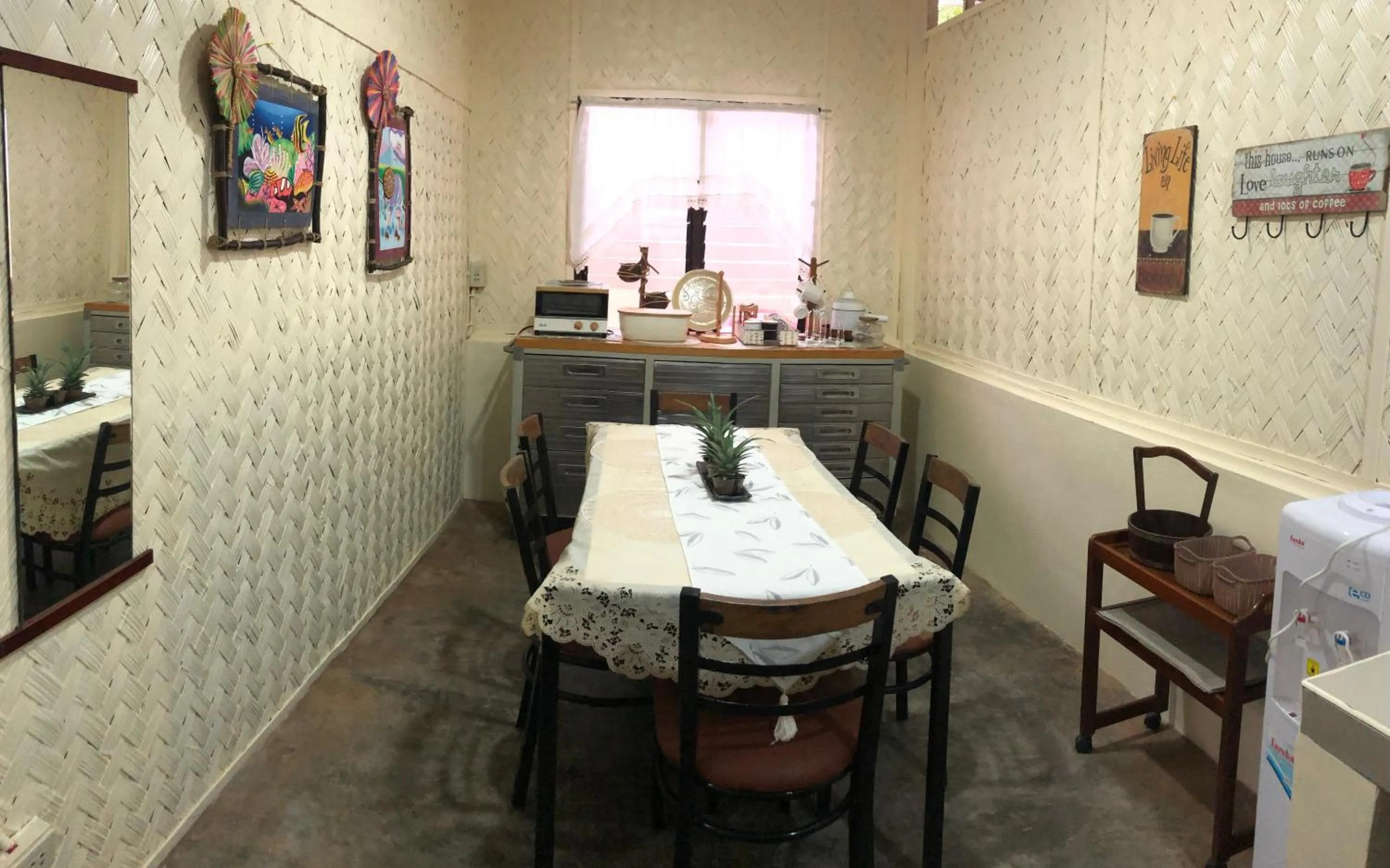 Dining area in Hiraya Homestay Coron