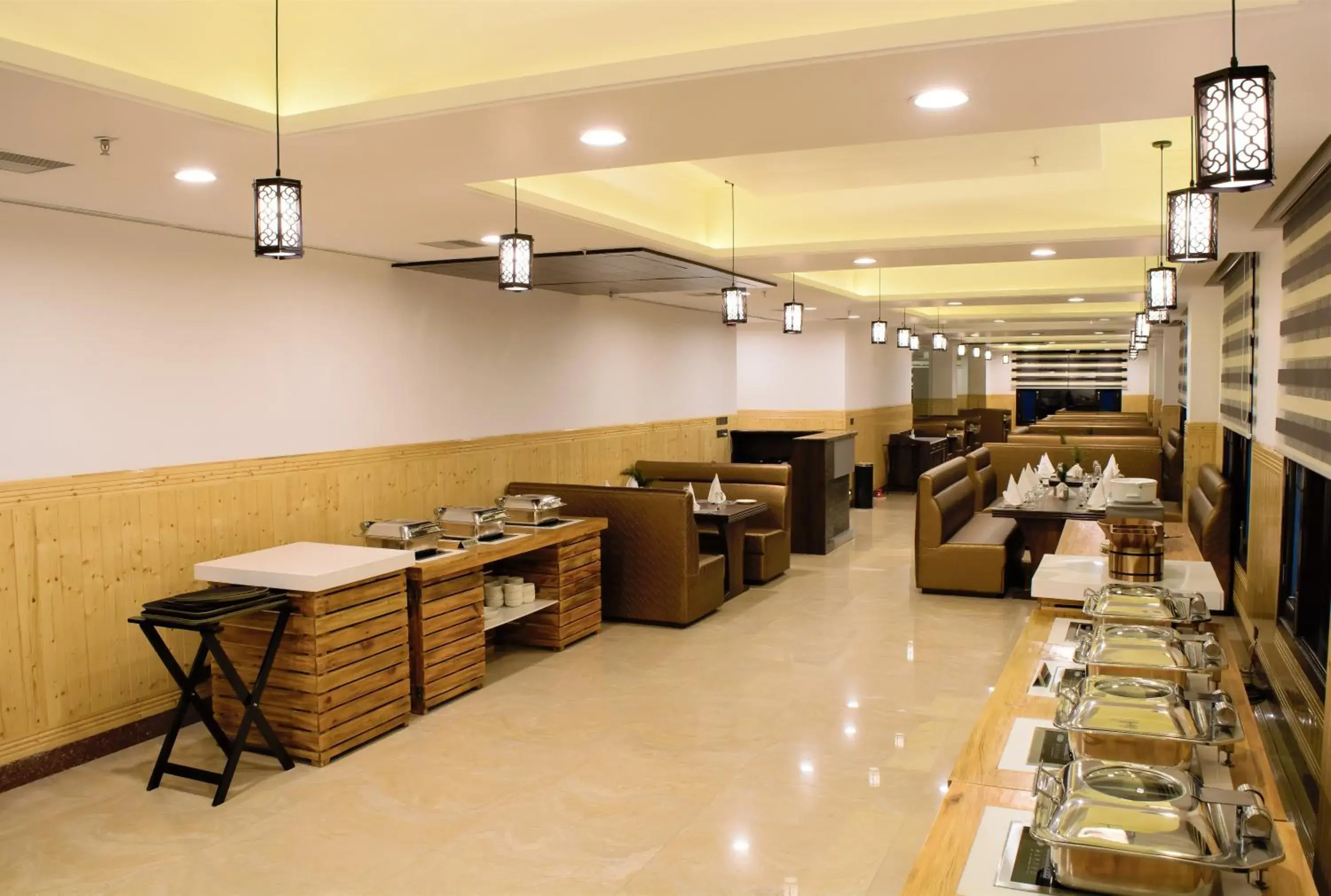 Restaurant/places to eat in Hotel Dhroov By Mystical Views Restaurant/places to eat in Hotel Dhroov By Mystical Views