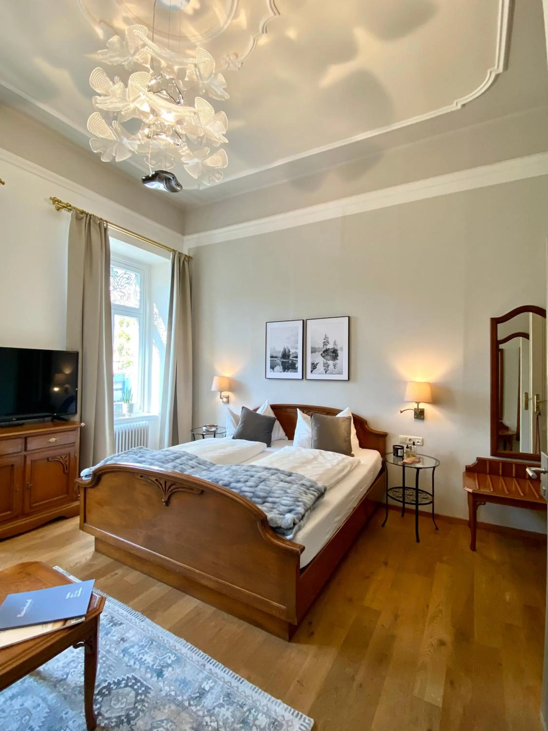 Bed in Boutiquehotel Hubertushof