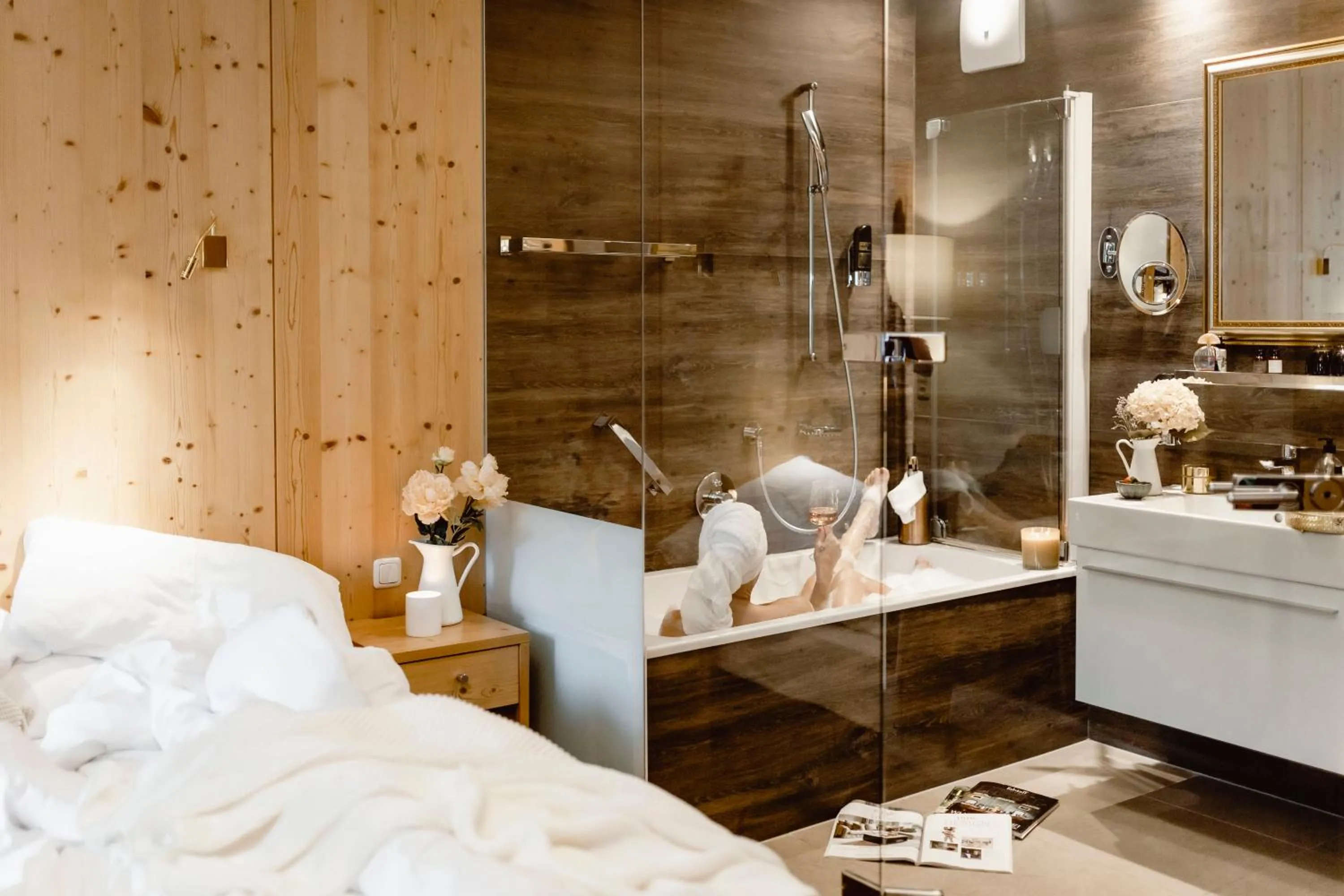 Bed in Boutiquehotel Hubertushof