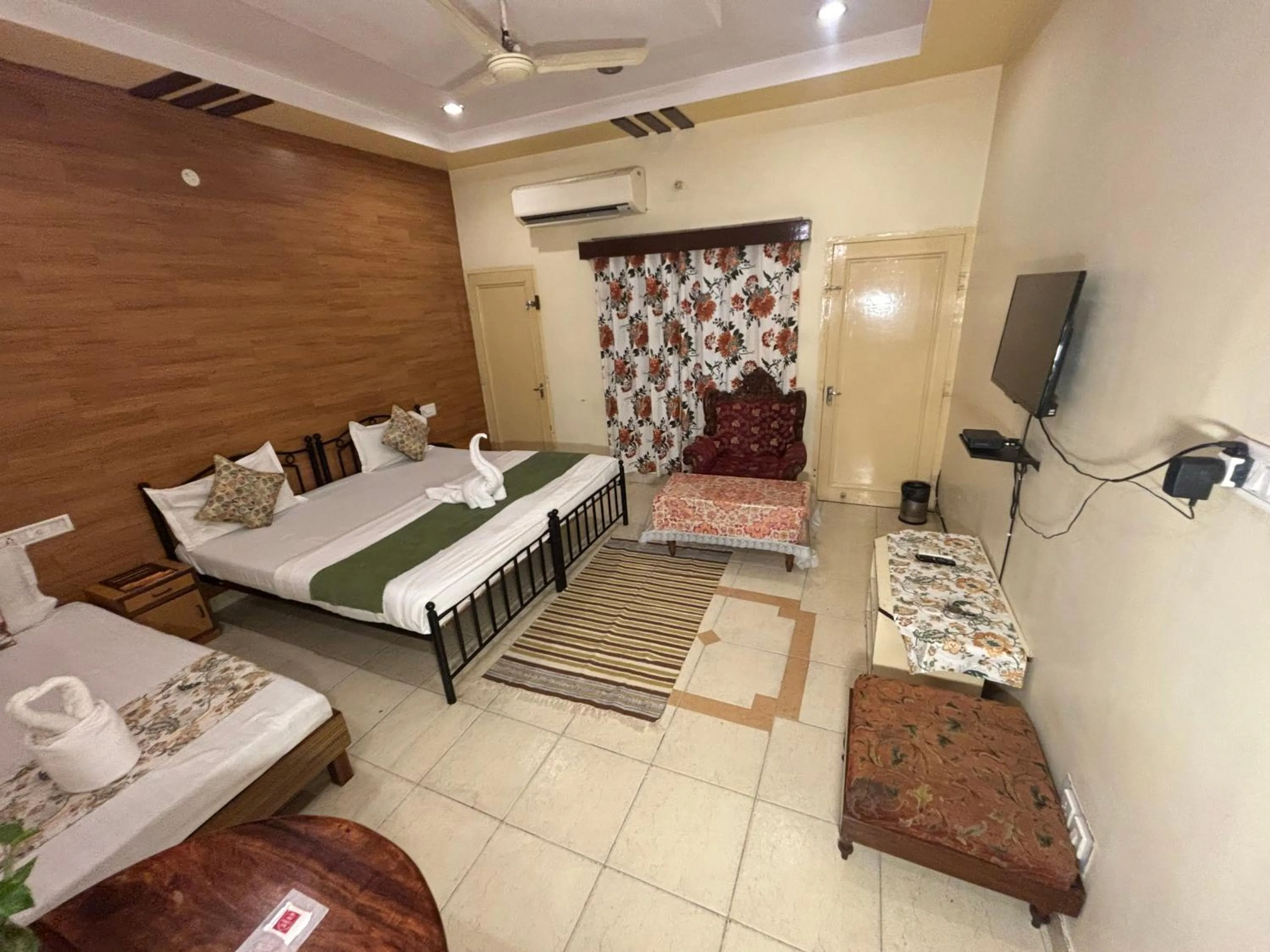 Bedroom, Bed in Hotel City Home - A Heritage Hotel