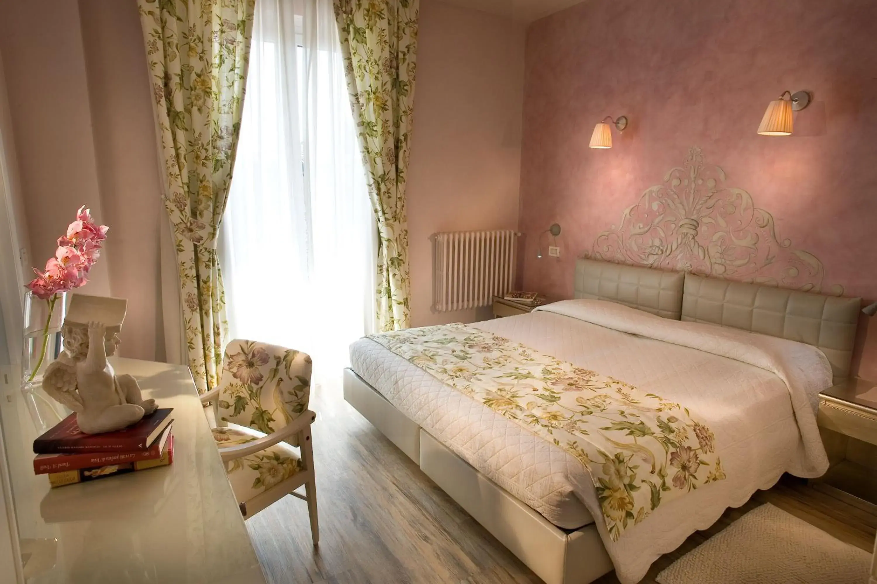 Comfort Double Room with Balcony in Hotel Serenella Comfort Double Room with Balcony in Hotel Serenella