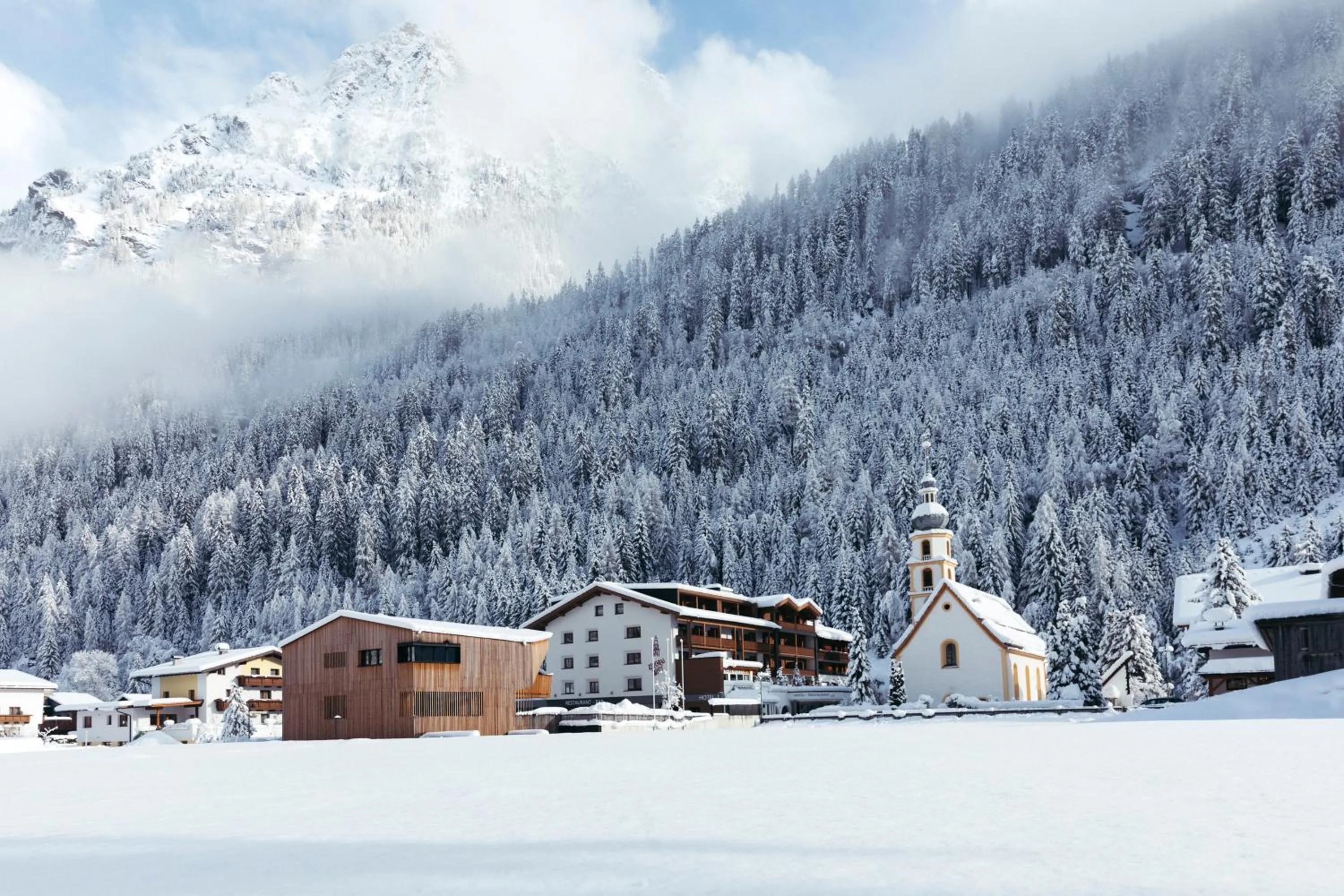 Property building in Hotel Kirchenwirt