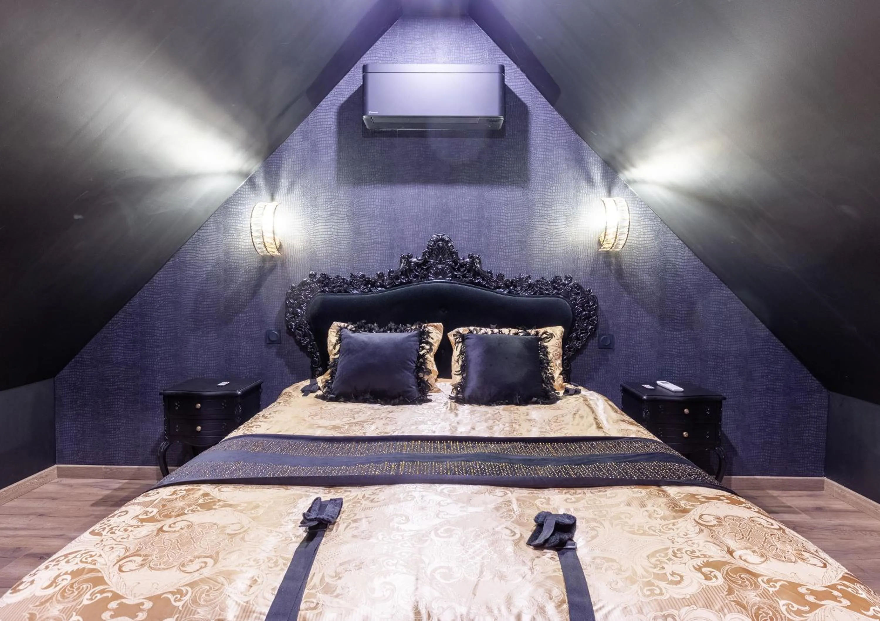 Bed in Espaces Gîtes