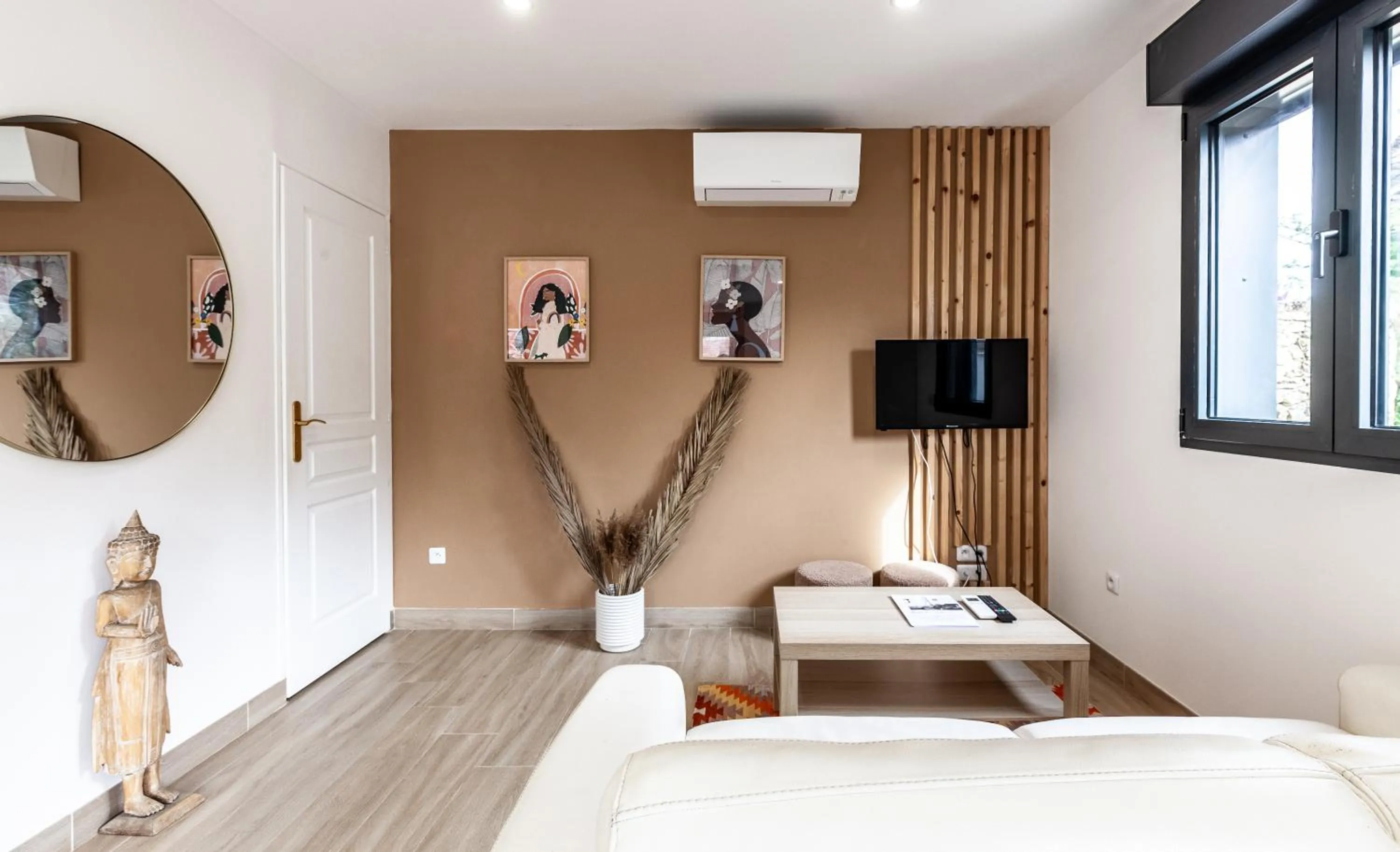 Bed in Espaces Gîtes