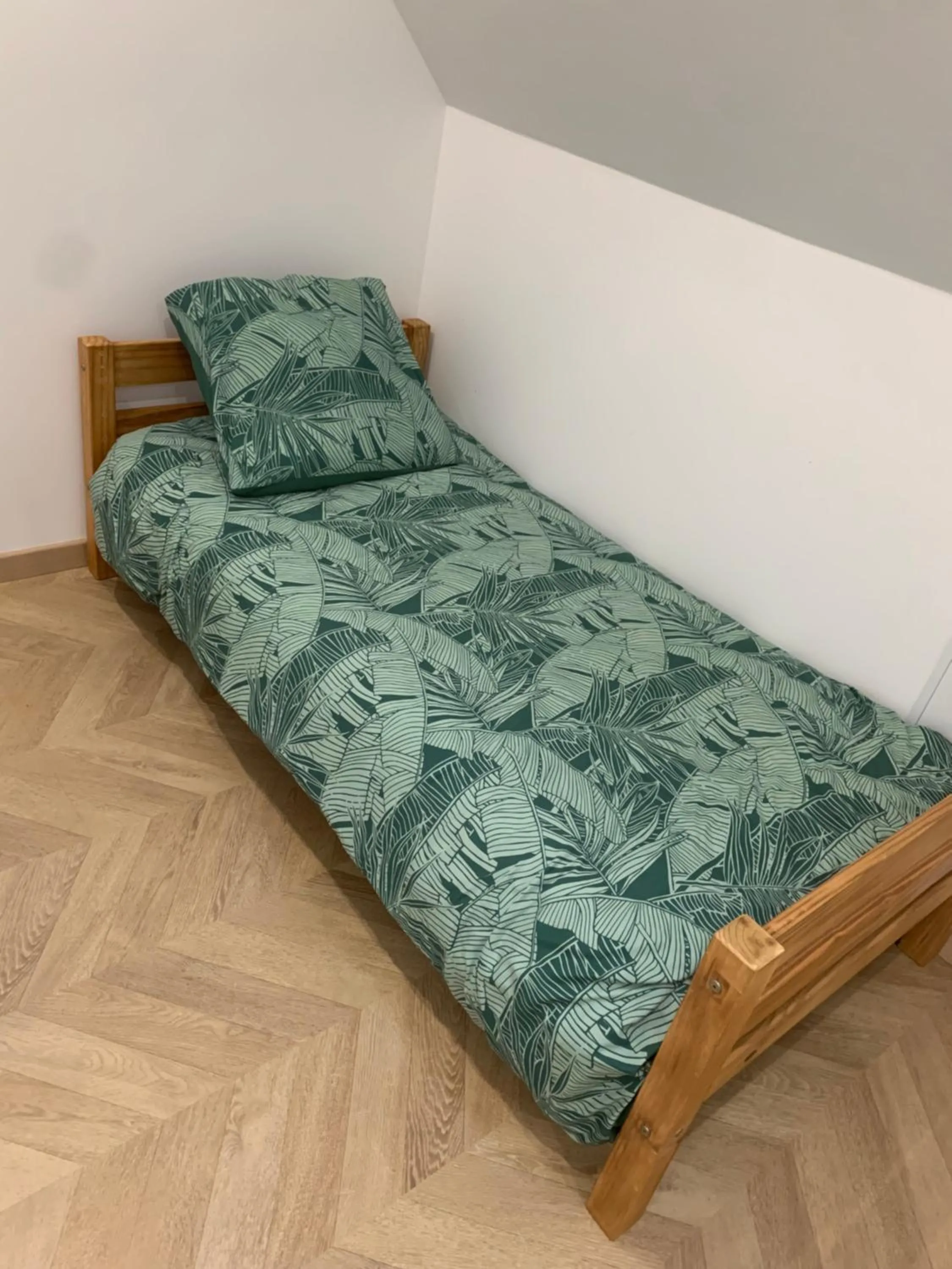 Bed in Espaces Gîtes