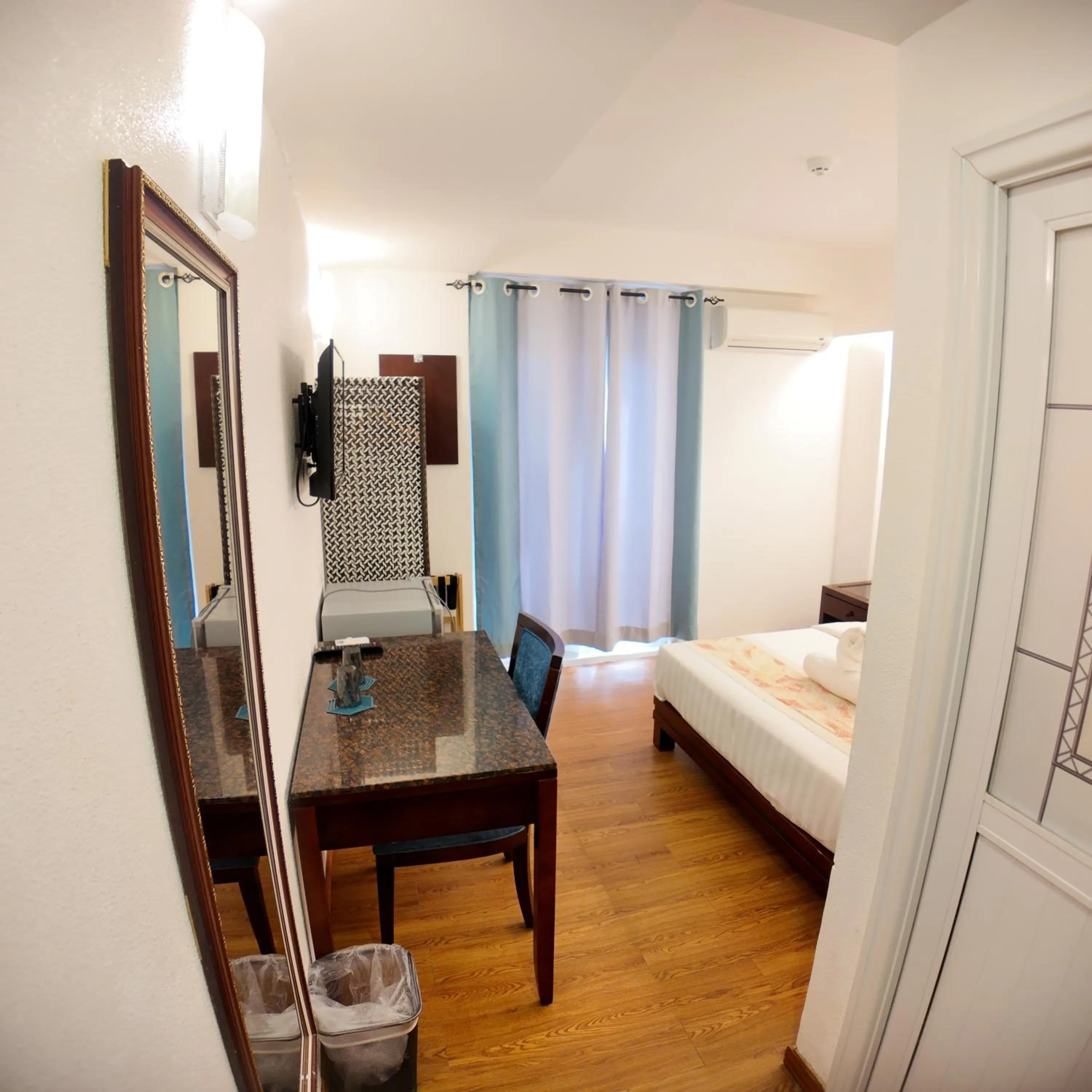 Bed in El Puerto Boracay