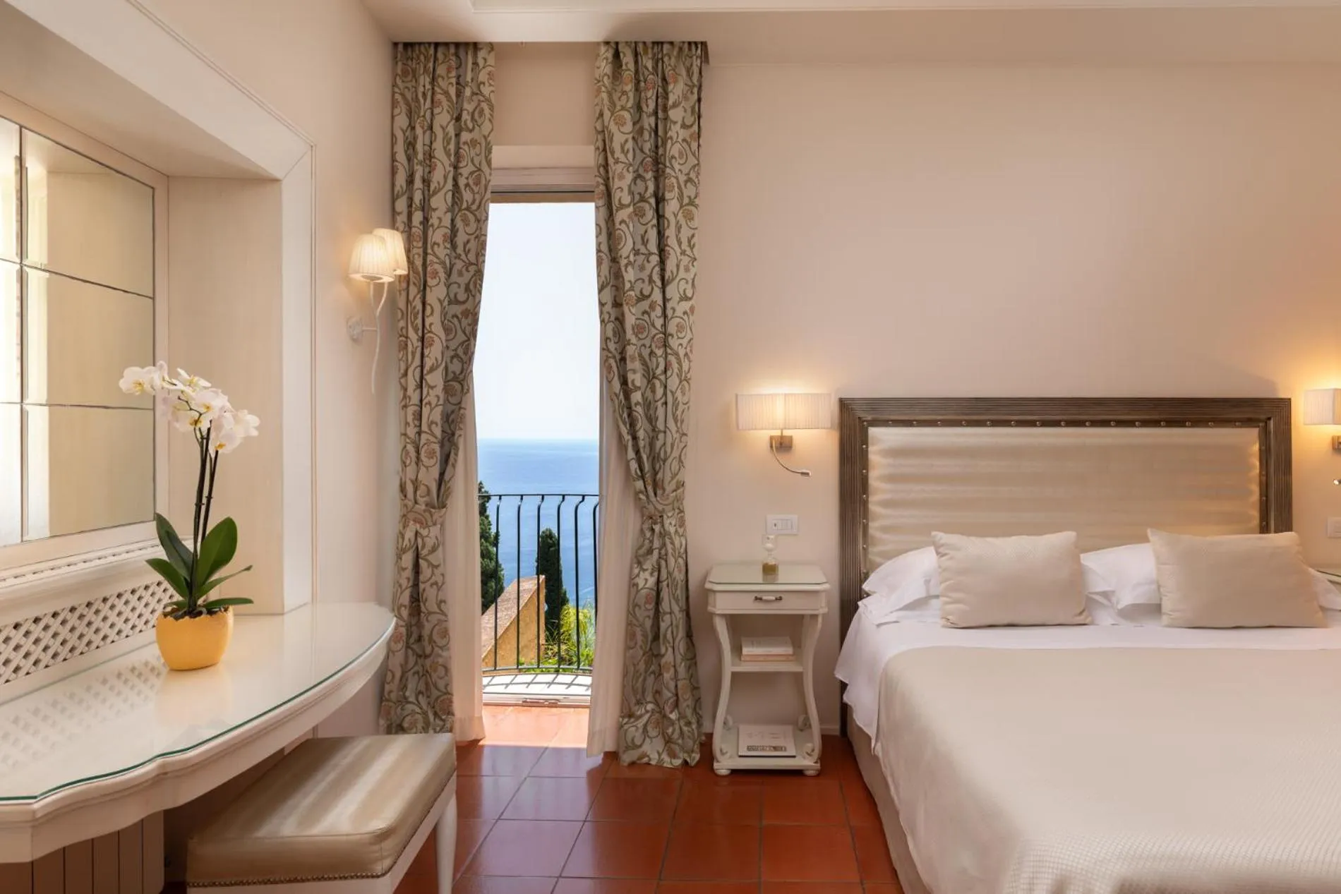 Bedroom, Bed in Hotel Villa Belvedere