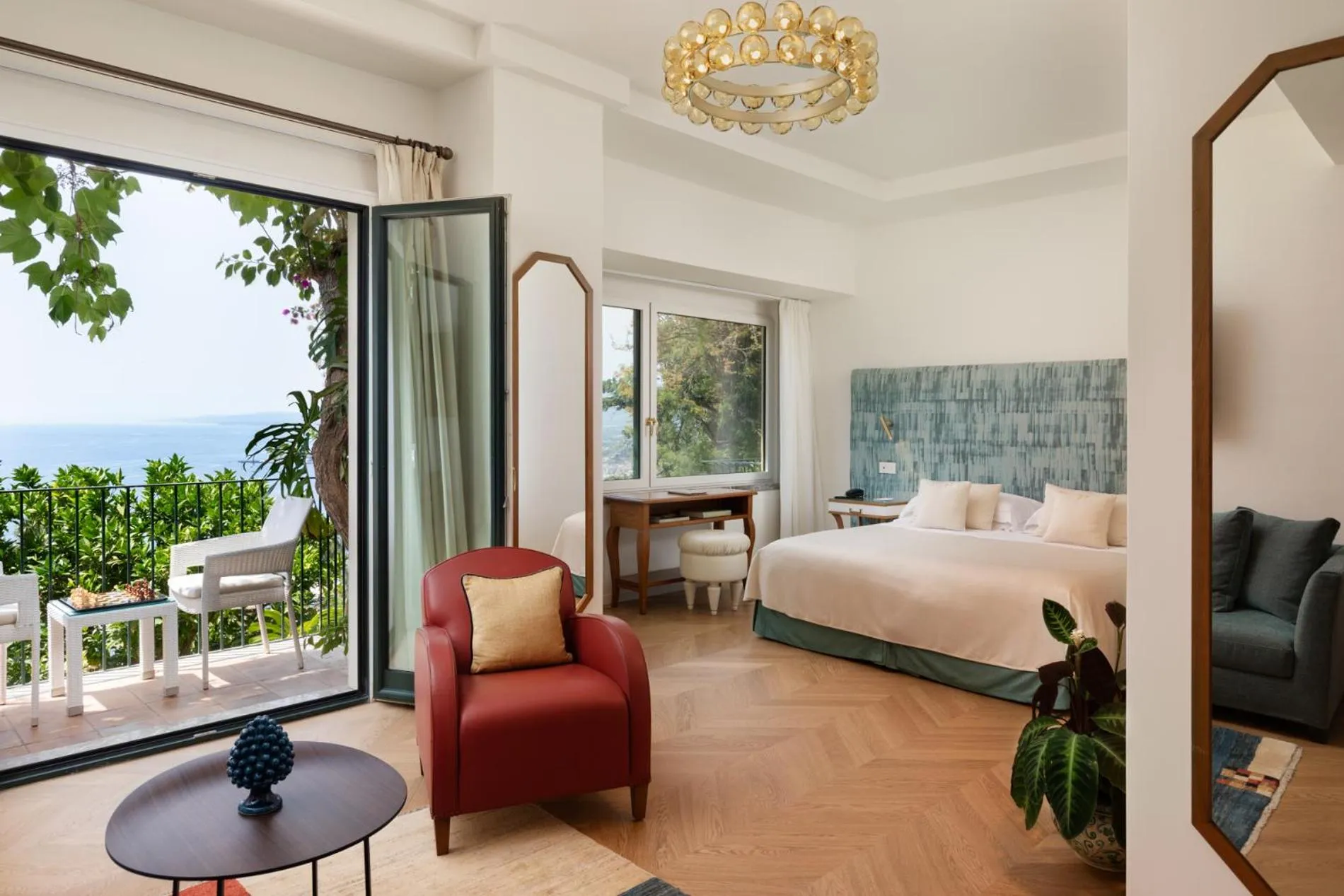 Photo of the whole room, Bed in Hotel Villa Belvedere